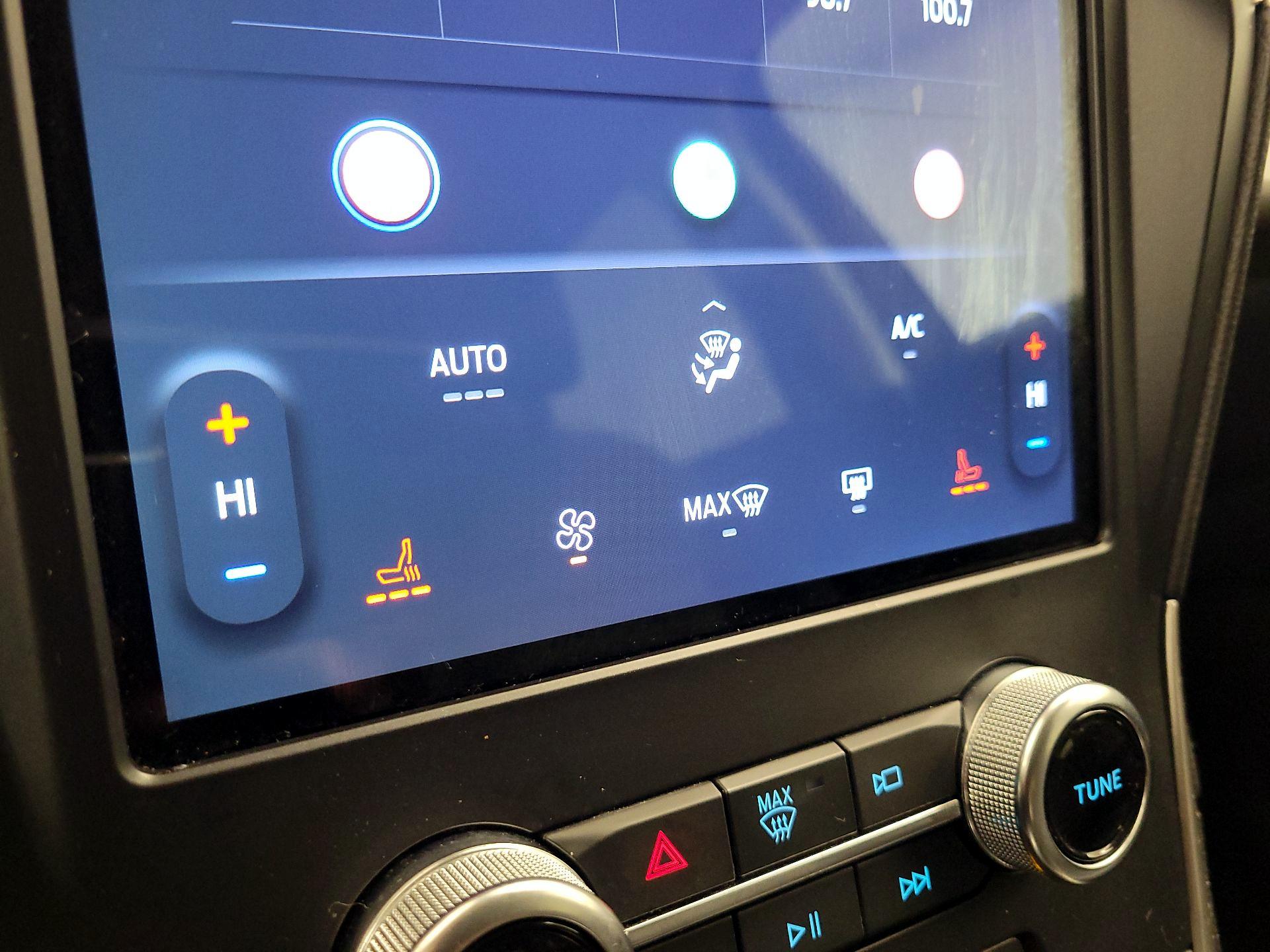 Thumbnail: 2024 Ford Edge - 16