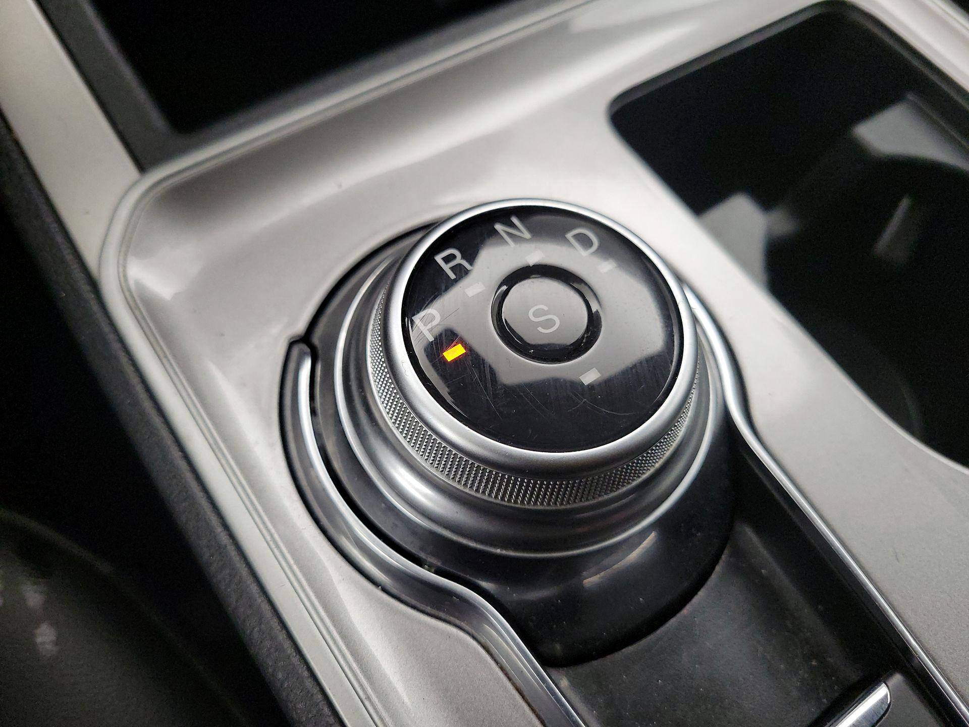 Thumbnail: 2024 Ford Edge - 17