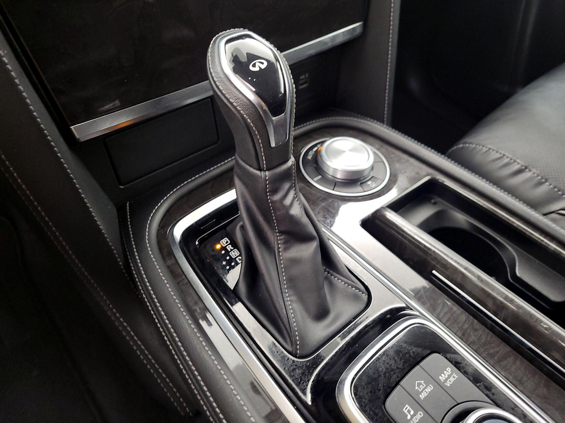 Thumbnail: 2024 INFINITI QX80 - 17