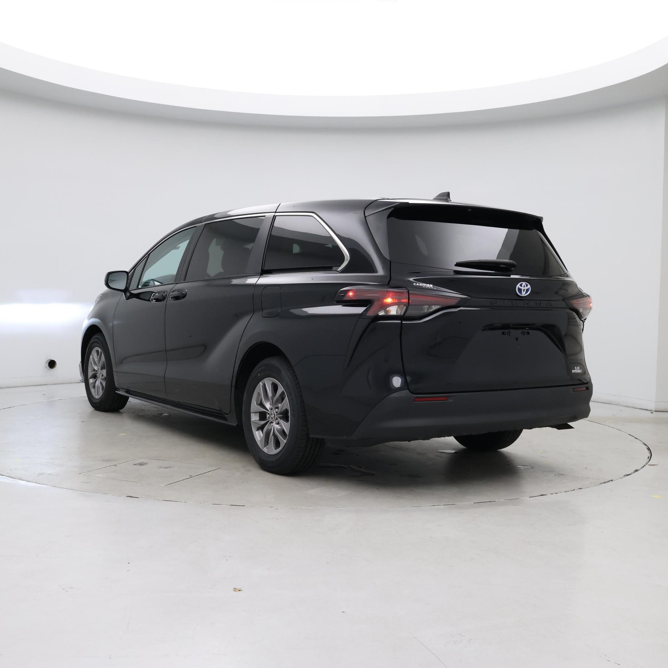 Thumbnail: 2024 Toyota Sienna - 2