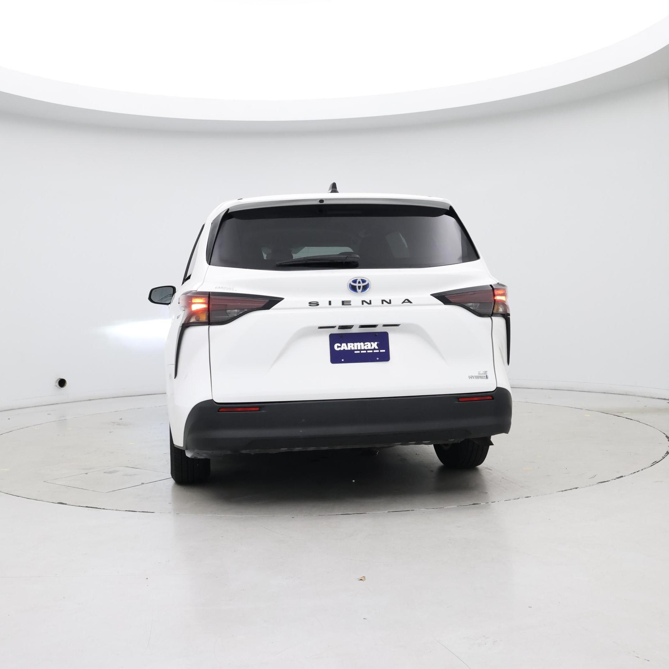 Thumbnail: 2024 Toyota Sienna - 6