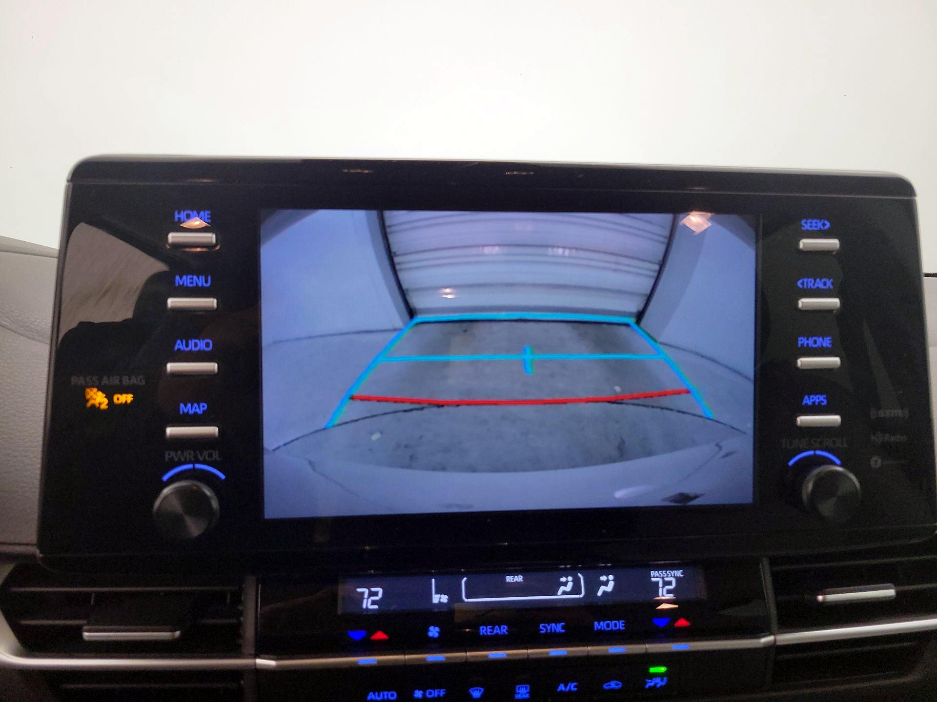 Thumbnail: 2024 Toyota Sienna - 14