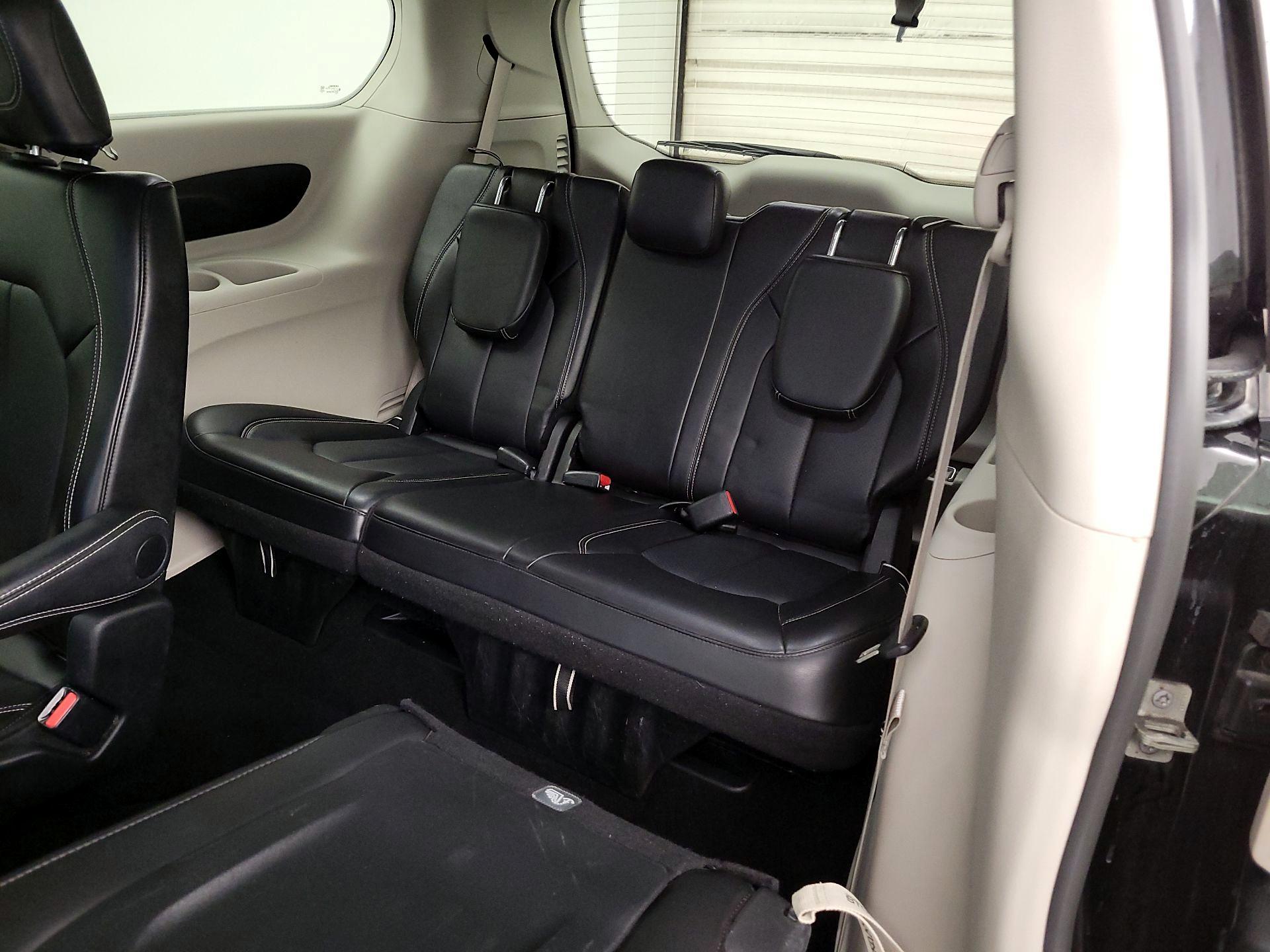 Thumbnail: 2024 Chrysler Pacifica - 20