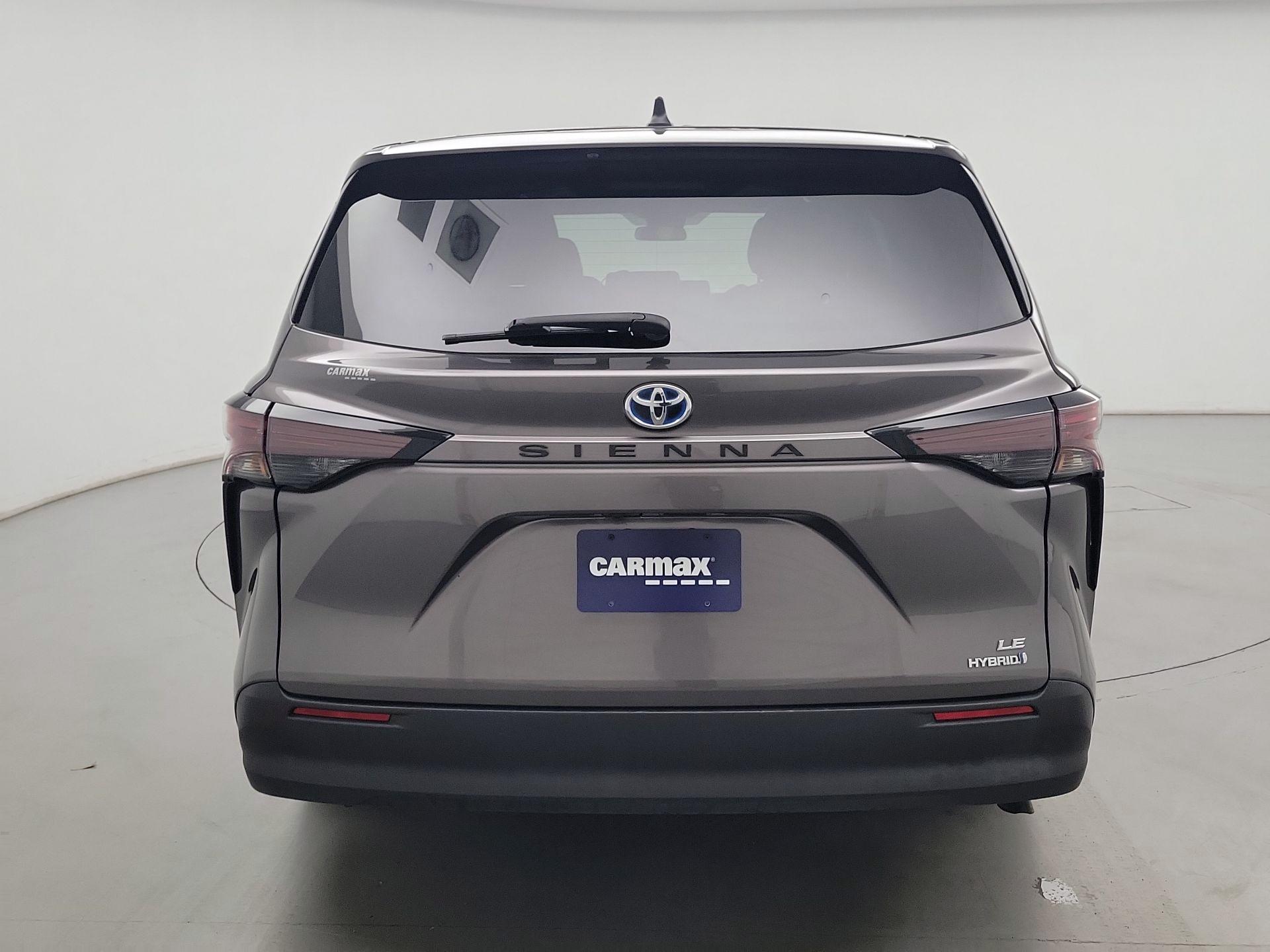 Thumbnail: 2024 Toyota Sienna - 6