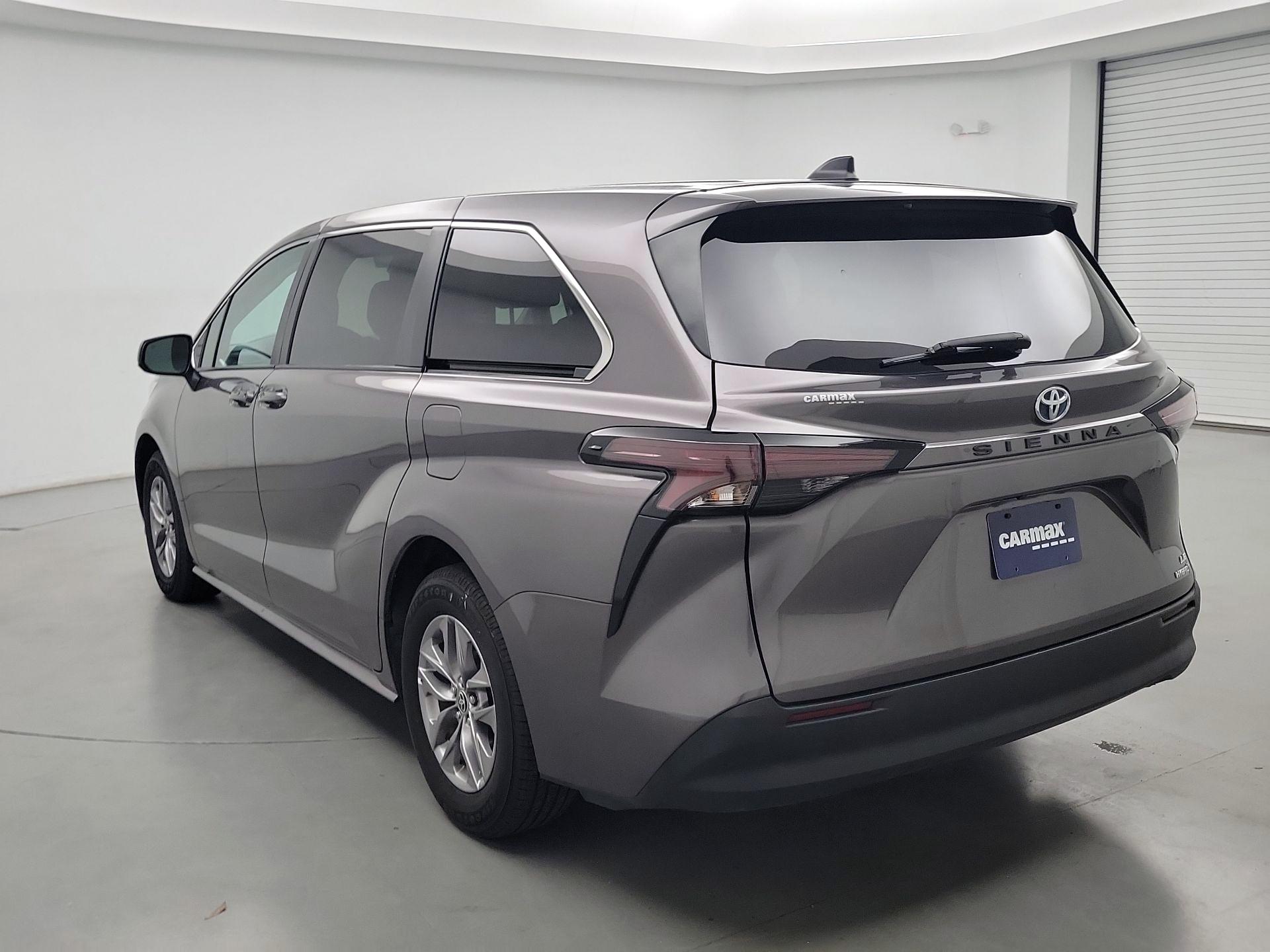 Thumbnail: 2024 Toyota Sienna - 7
