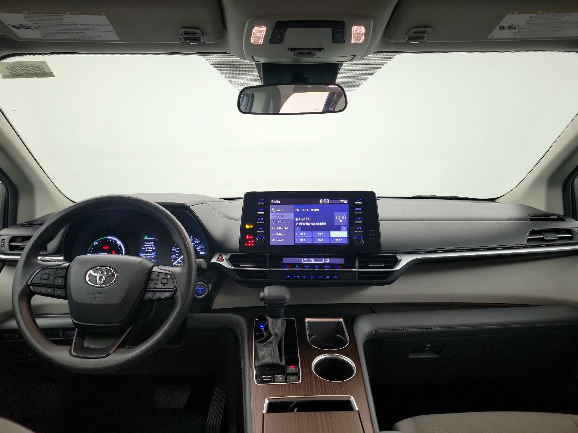 Thumbnail: 2024 Toyota Sienna - 8