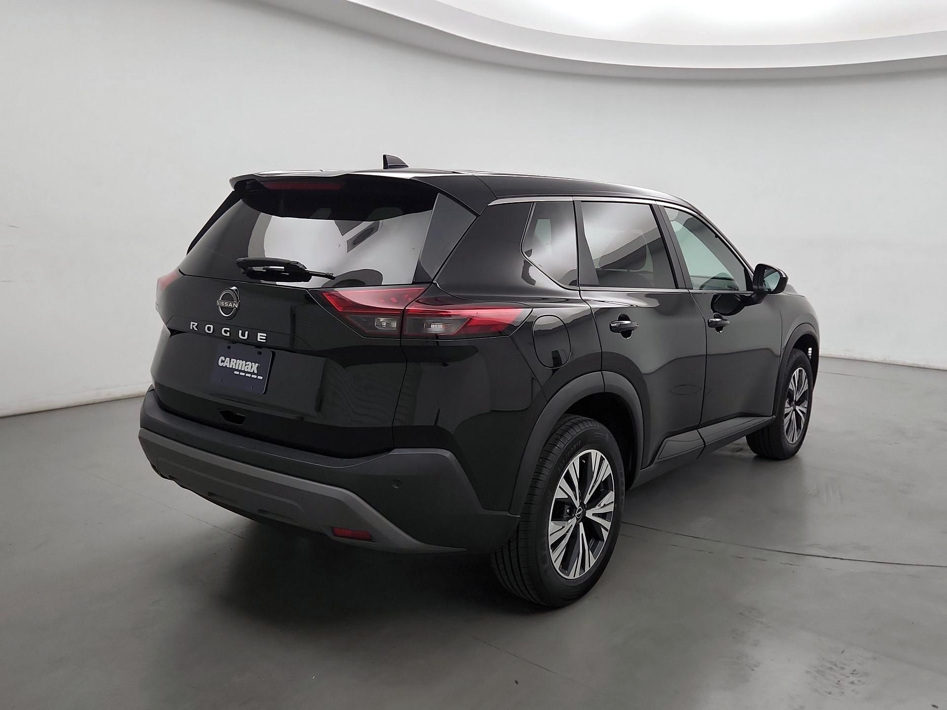 Thumbnail: 2023 Nissan Rogue - 5