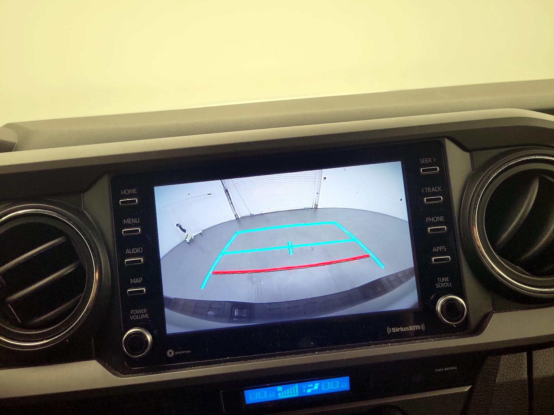 Thumbnail: 2022 Toyota Tacoma - 12