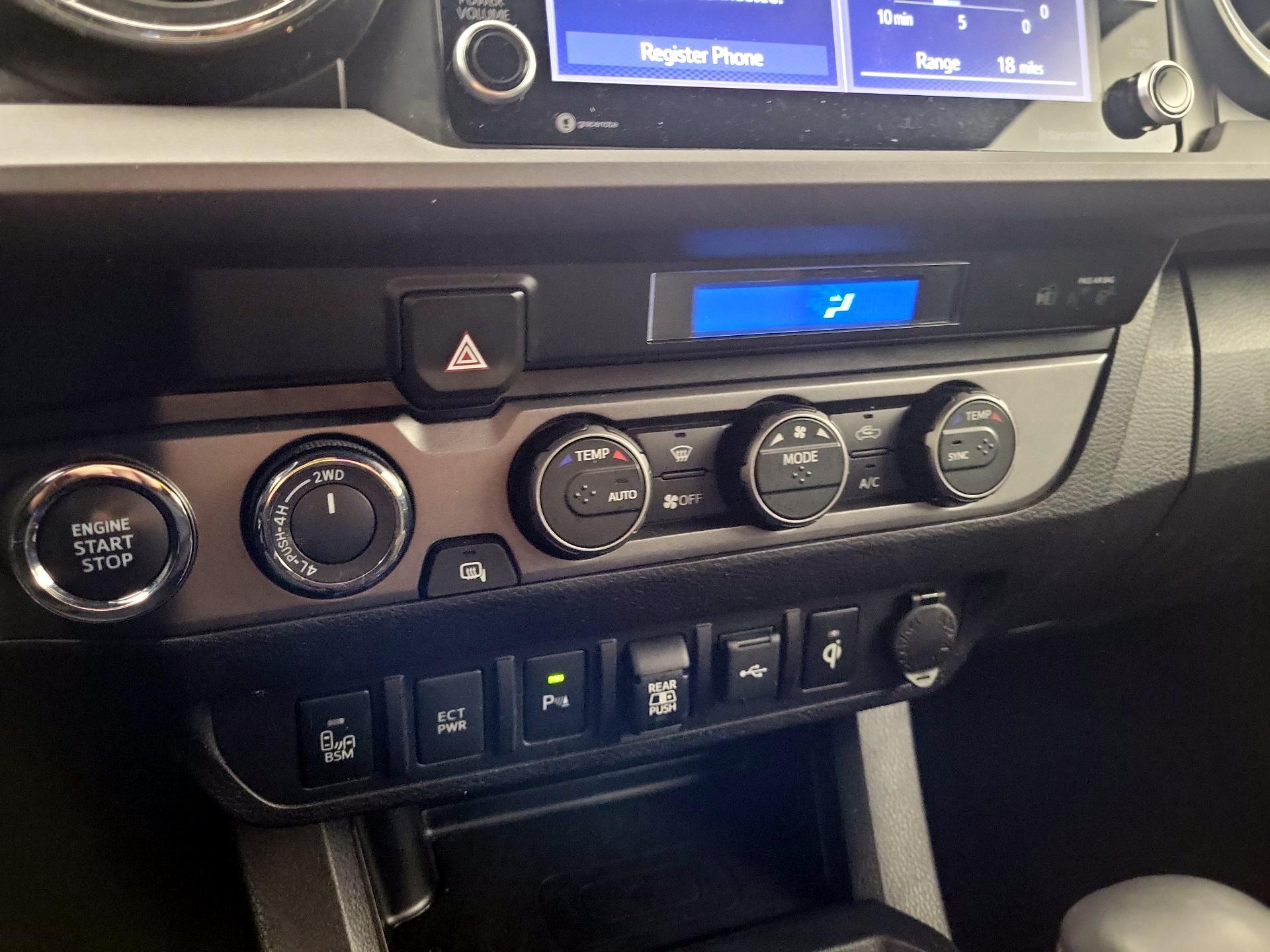 Thumbnail: 2022 Toyota Tacoma - 14