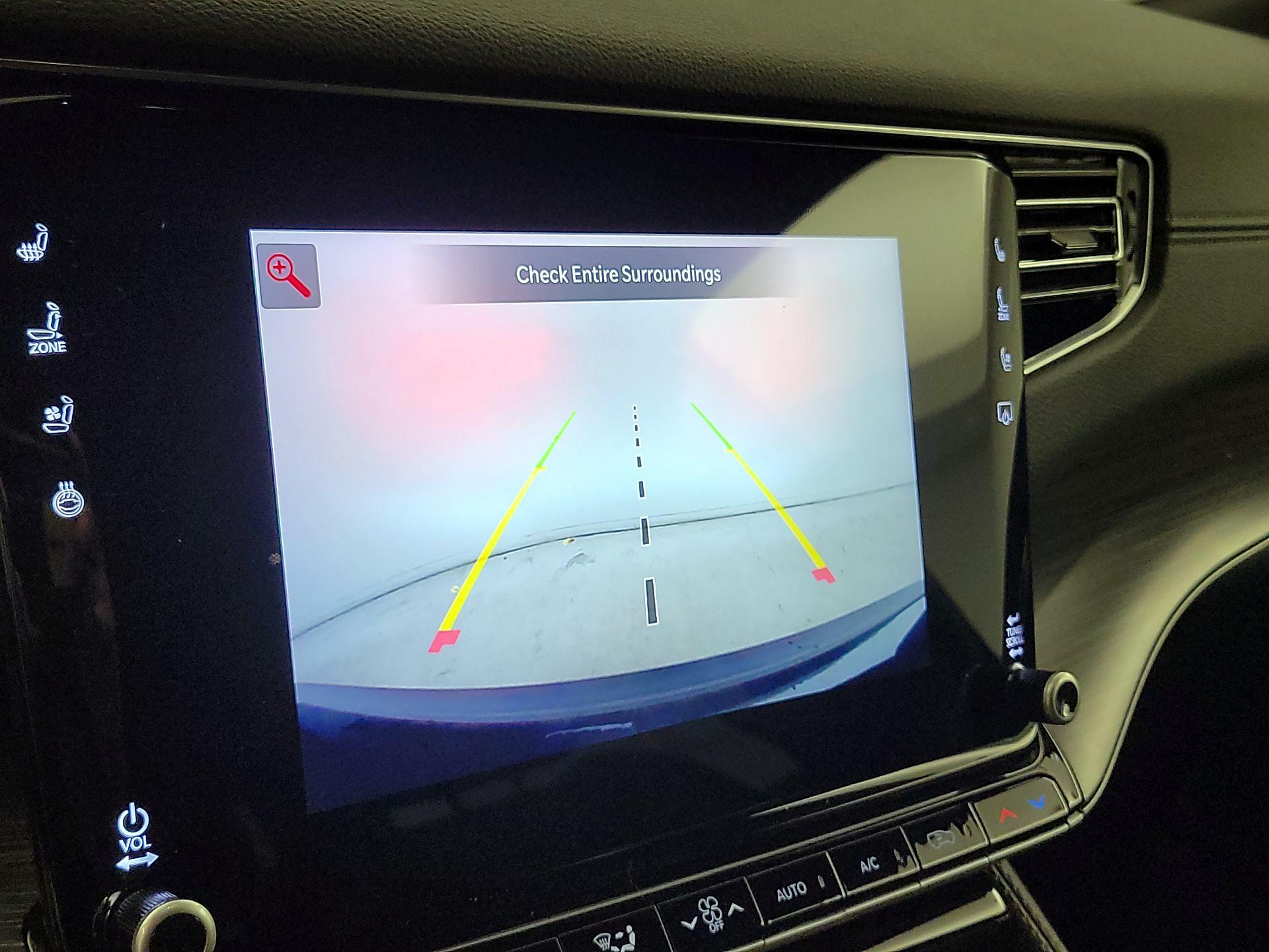 Thumbnail: 2024 Jeep Wagoneer - 14