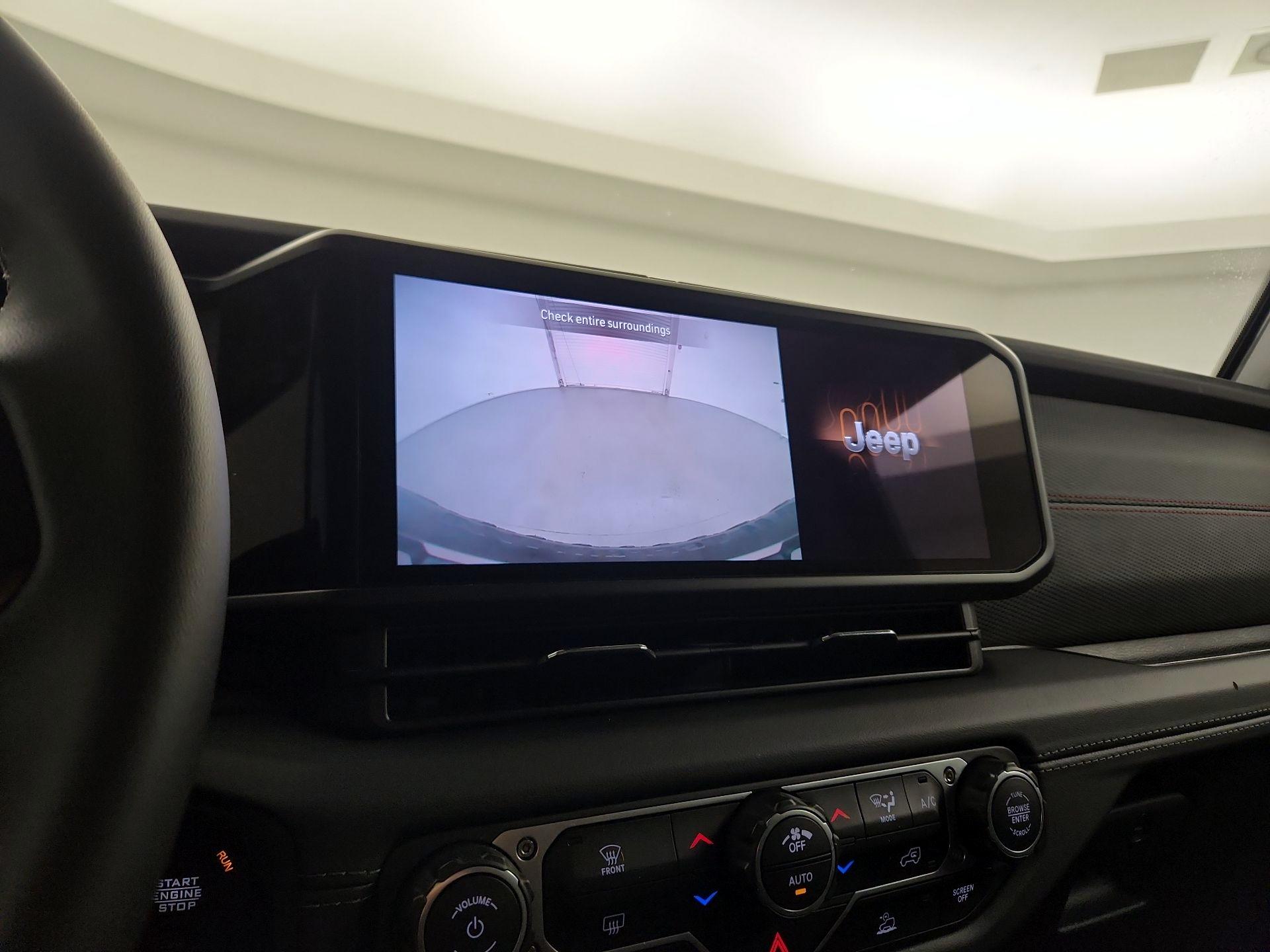 Thumbnail: 2025 Jeep Wrangler - 12