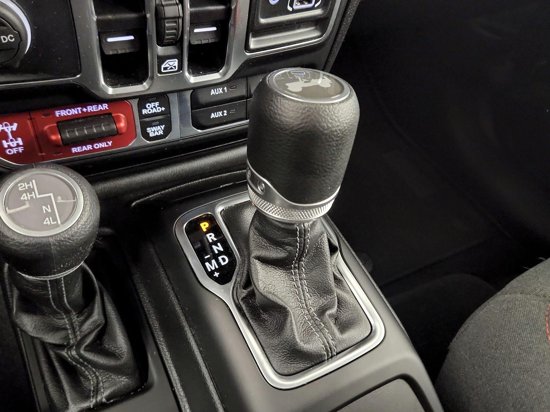 Thumbnail: 2025 Jeep Wrangler - 15