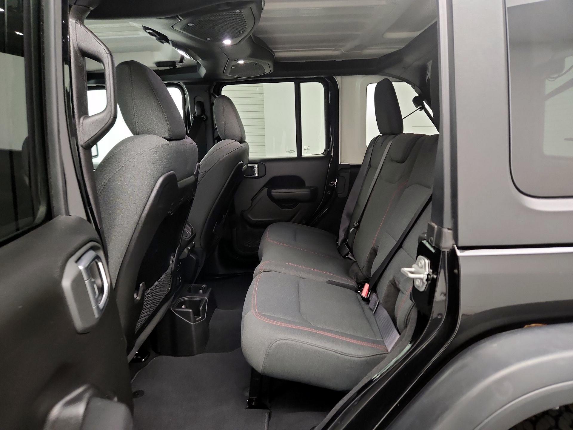 Thumbnail: 2025 Jeep Wrangler - 17