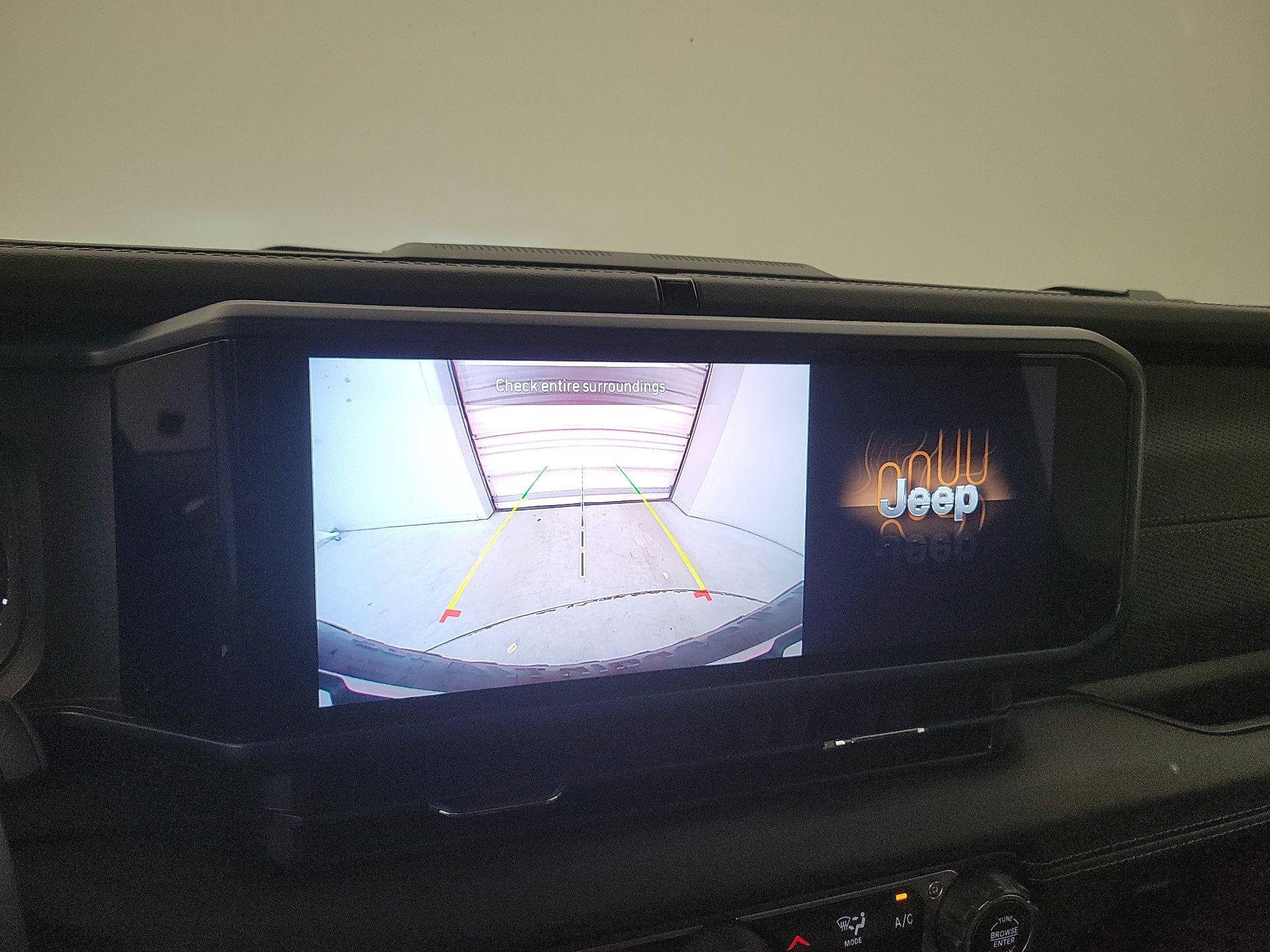 Thumbnail: 2025 Jeep Wrangler - 14