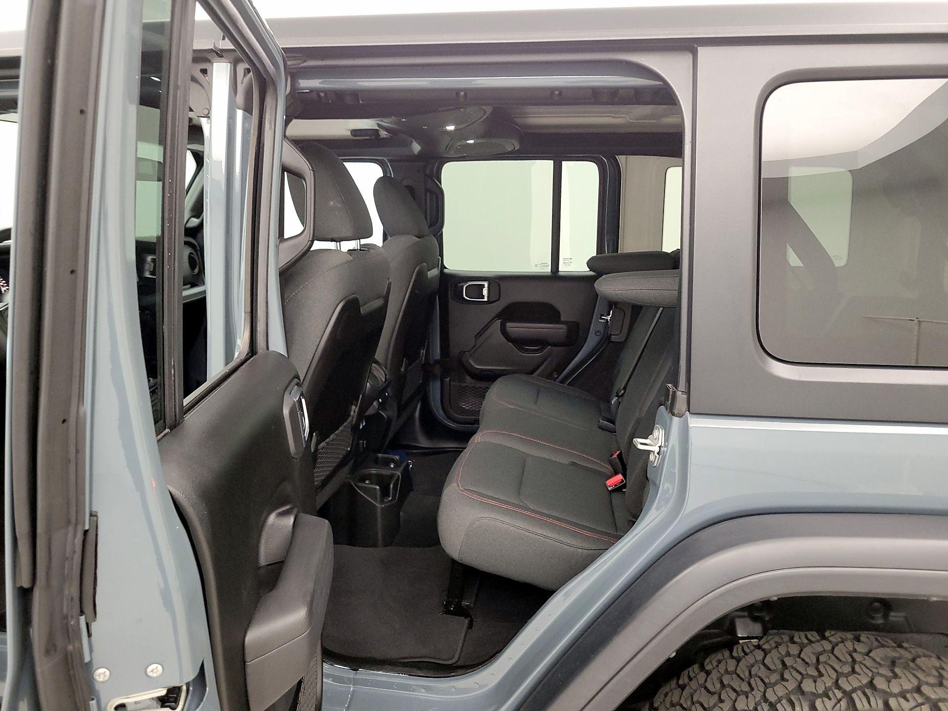 Thumbnail: 2025 Jeep Wrangler - 19