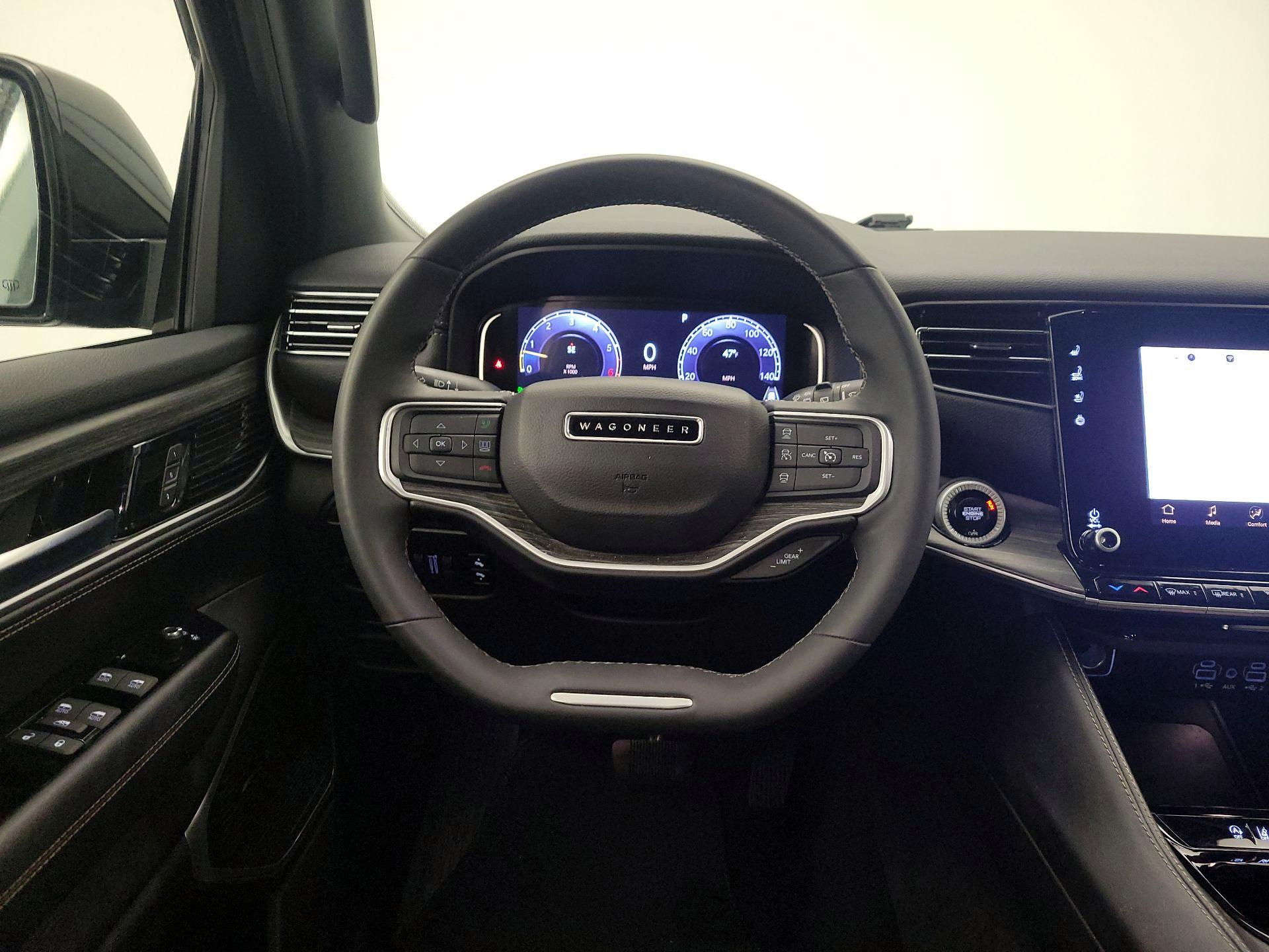 Thumbnail: 2024 Jeep Wagoneer - 10