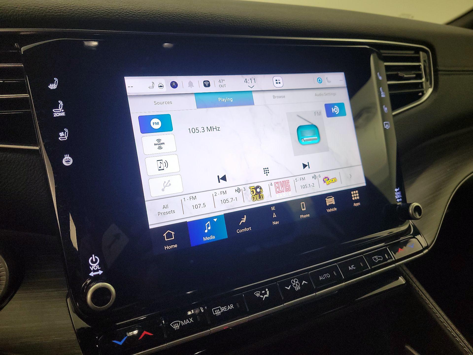 Thumbnail: 2024 Jeep Wagoneer - 16