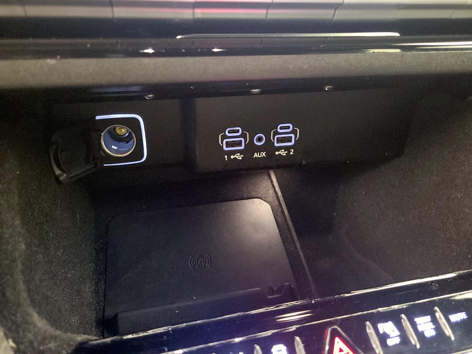 Thumbnail: 2024 Jeep Wagoneer - 19