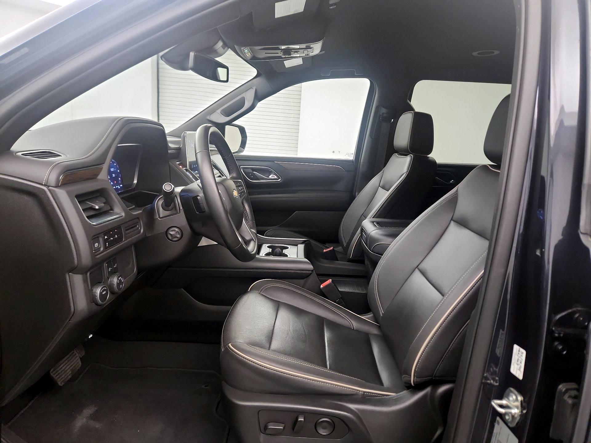 Thumbnail: 2023 Chevrolet Suburban - 9