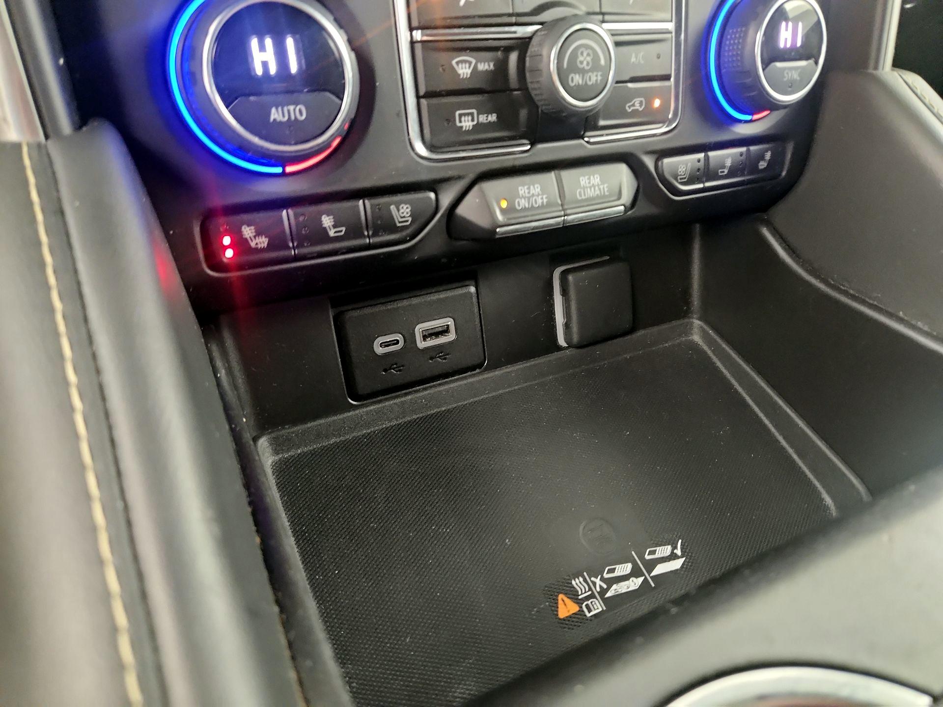 Thumbnail: 2023 Chevrolet Suburban - 16