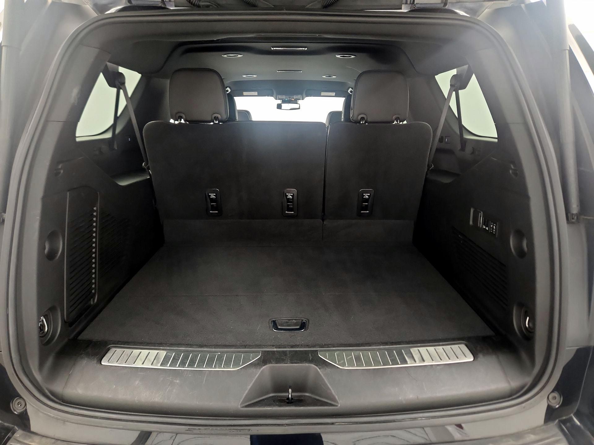 Thumbnail: 2023 Chevrolet Suburban - 19