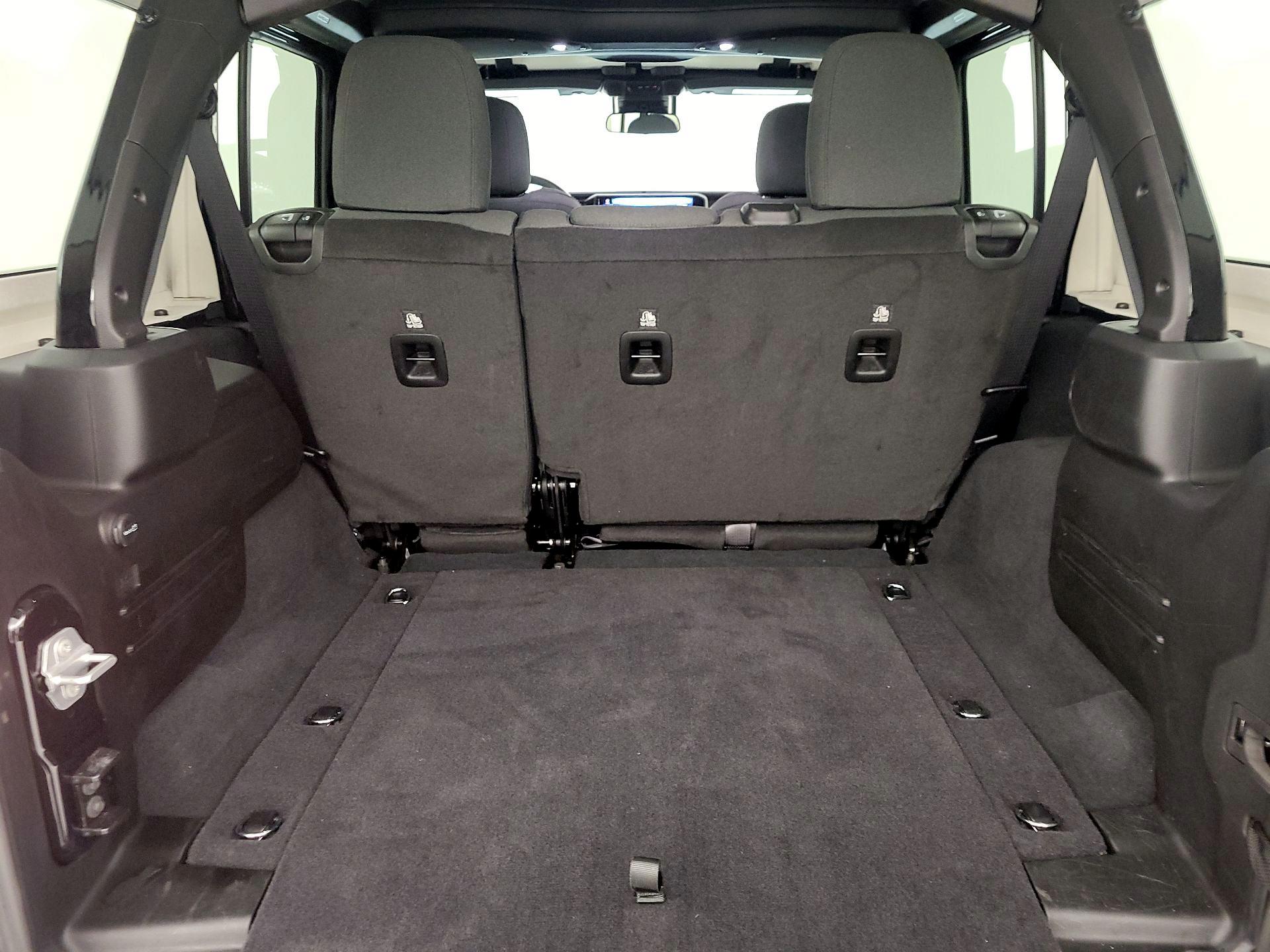 Thumbnail: 2025 Jeep Wrangler - 20