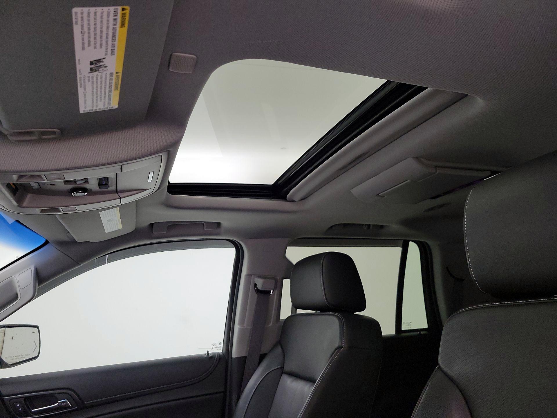 Thumbnail: 2017 Chevrolet Tahoe - 20