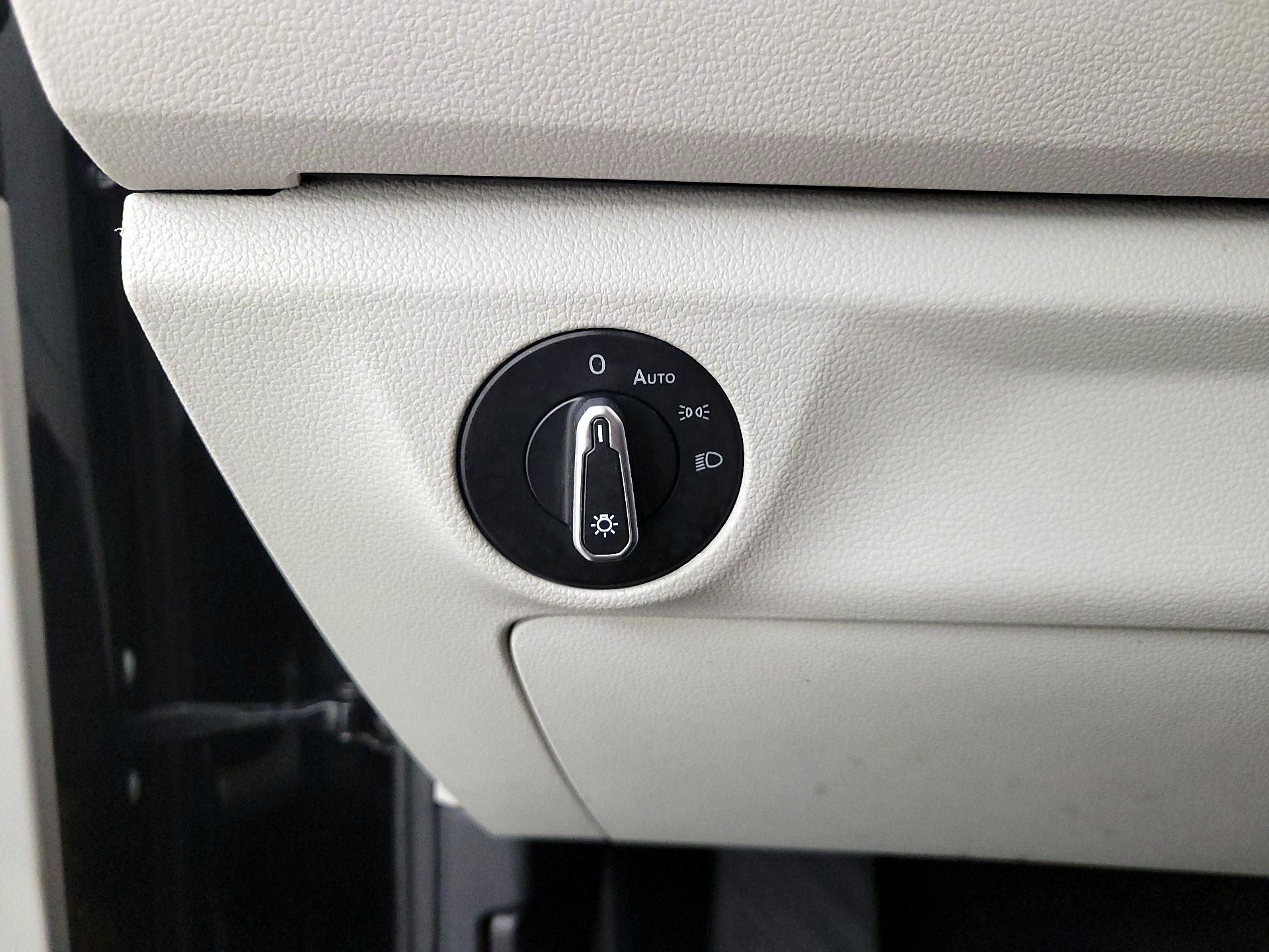 Thumbnail: 2021 Volkswagen Jetta - 13