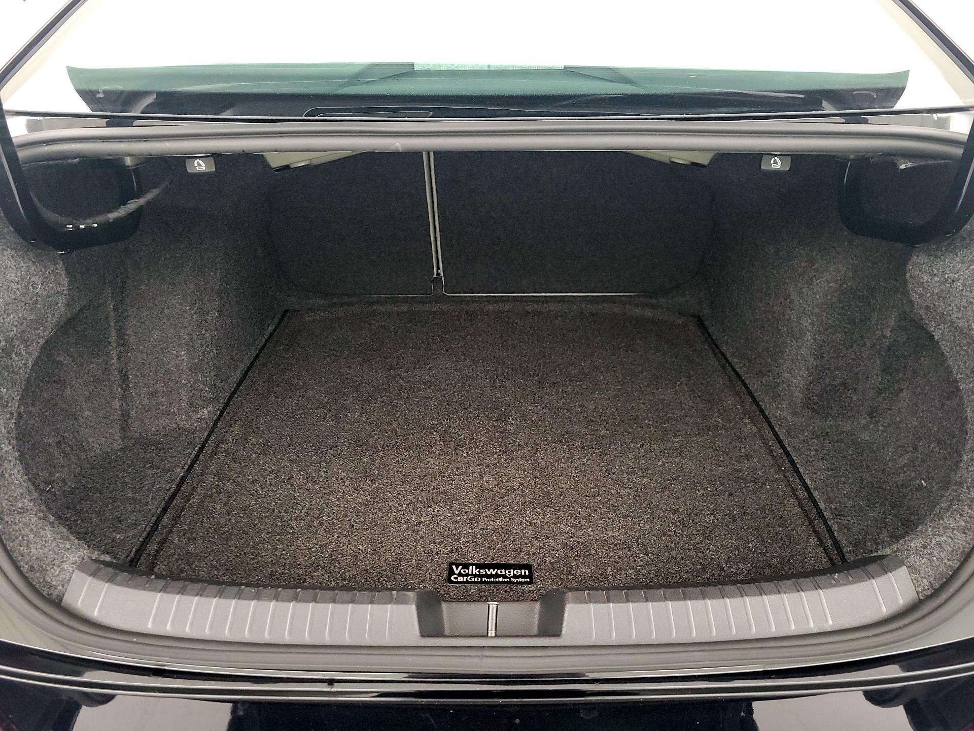 Thumbnail: 2021 Volkswagen Jetta - 20