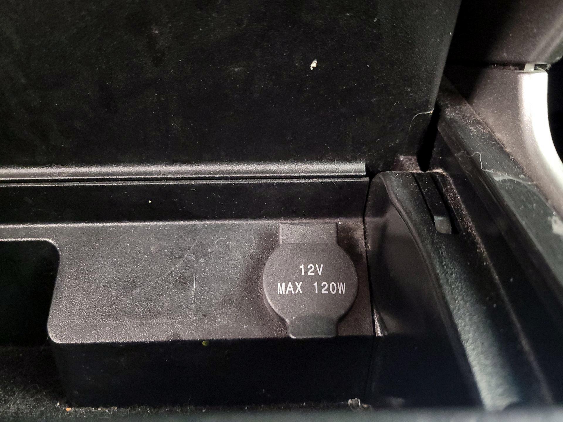 Thumbnail: 2014 Nissan Altima - 17