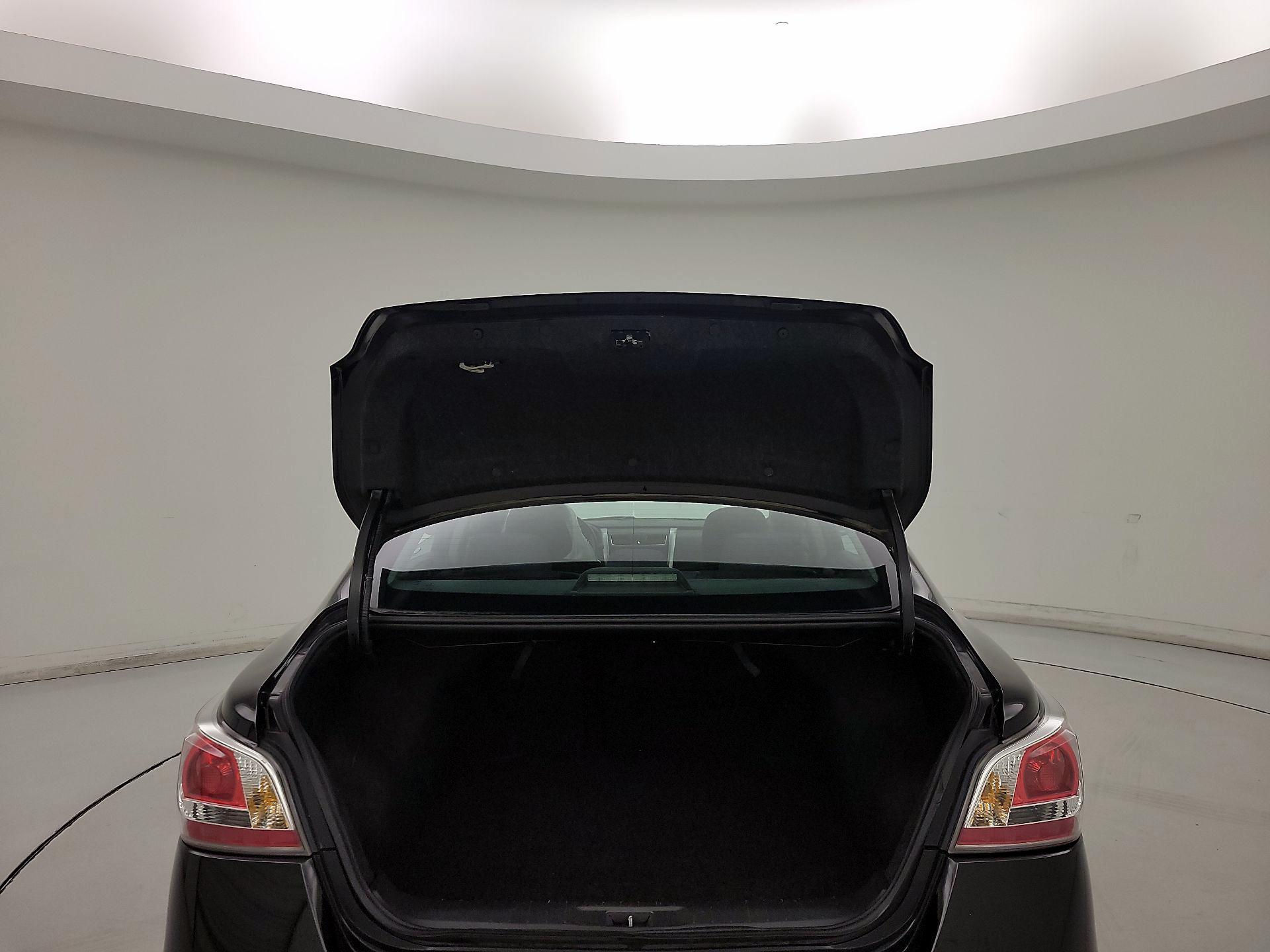 Thumbnail: 2014 Nissan Altima - 19