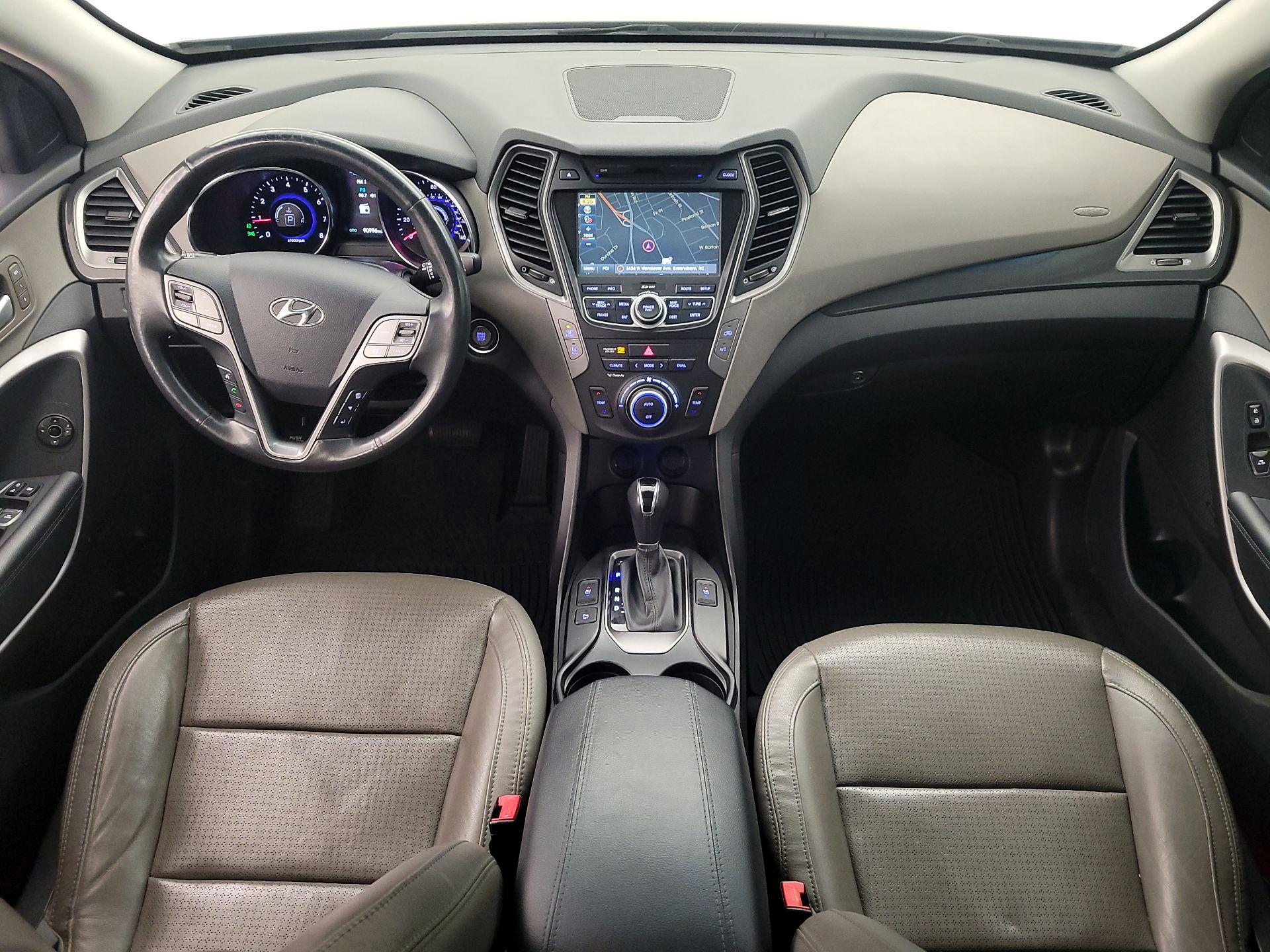 Thumbnail: 2015 Hyundai Santa Fe - 9