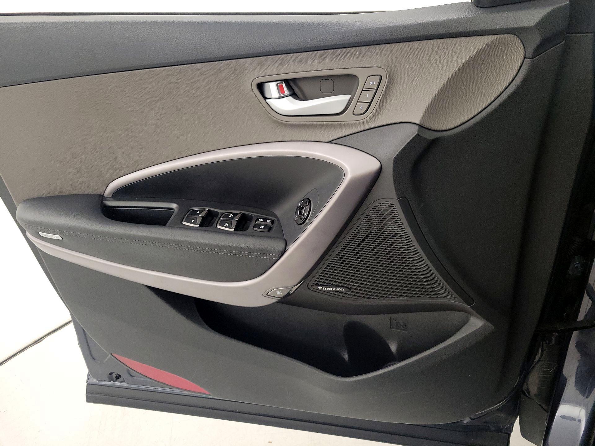 Thumbnail: 2015 Hyundai Santa Fe - 12