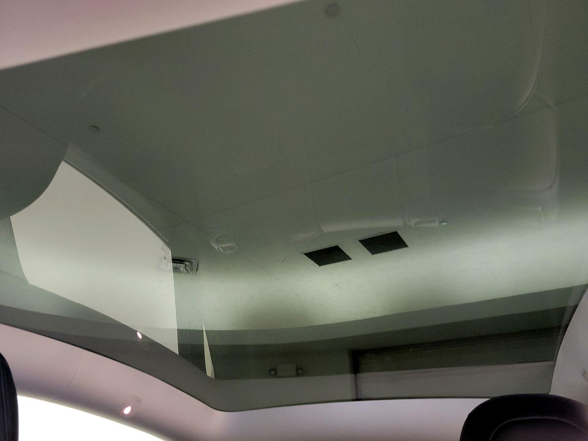 Thumbnail: 2022 Tesla Model Y - 20