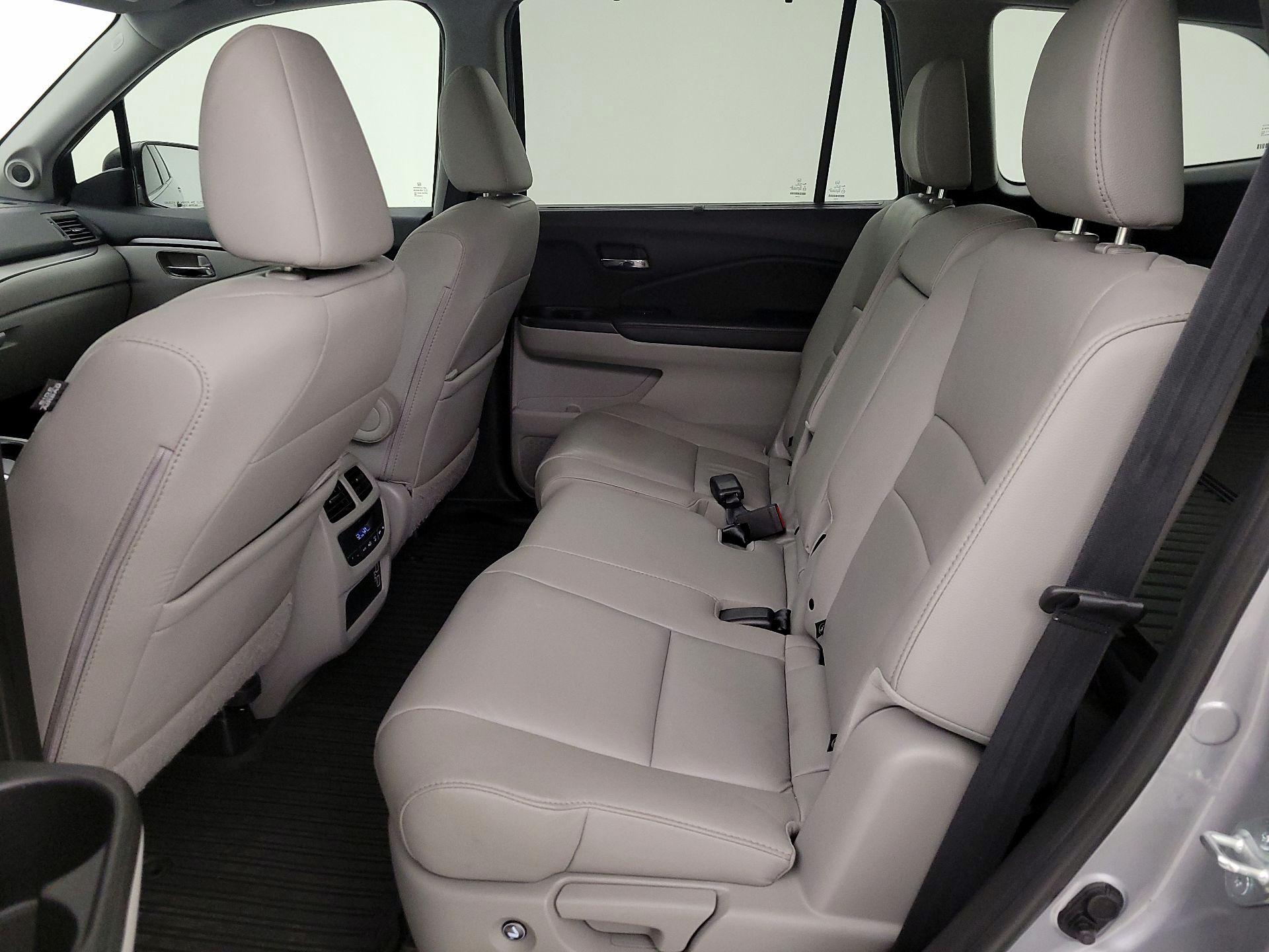 Thumbnail: 2021 Honda Pilot - 20