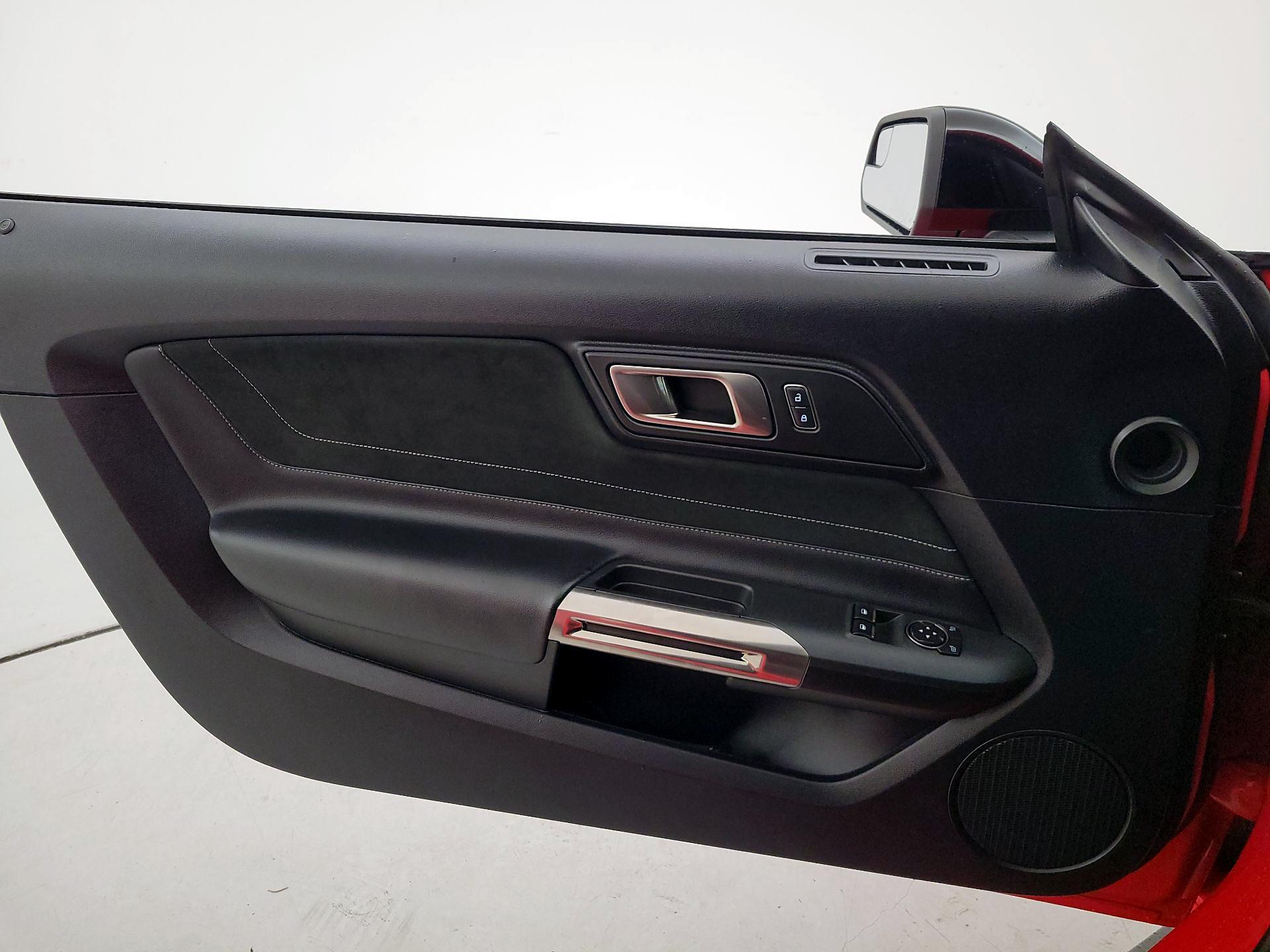 Thumbnail: 2016 Ford Mustang - 12