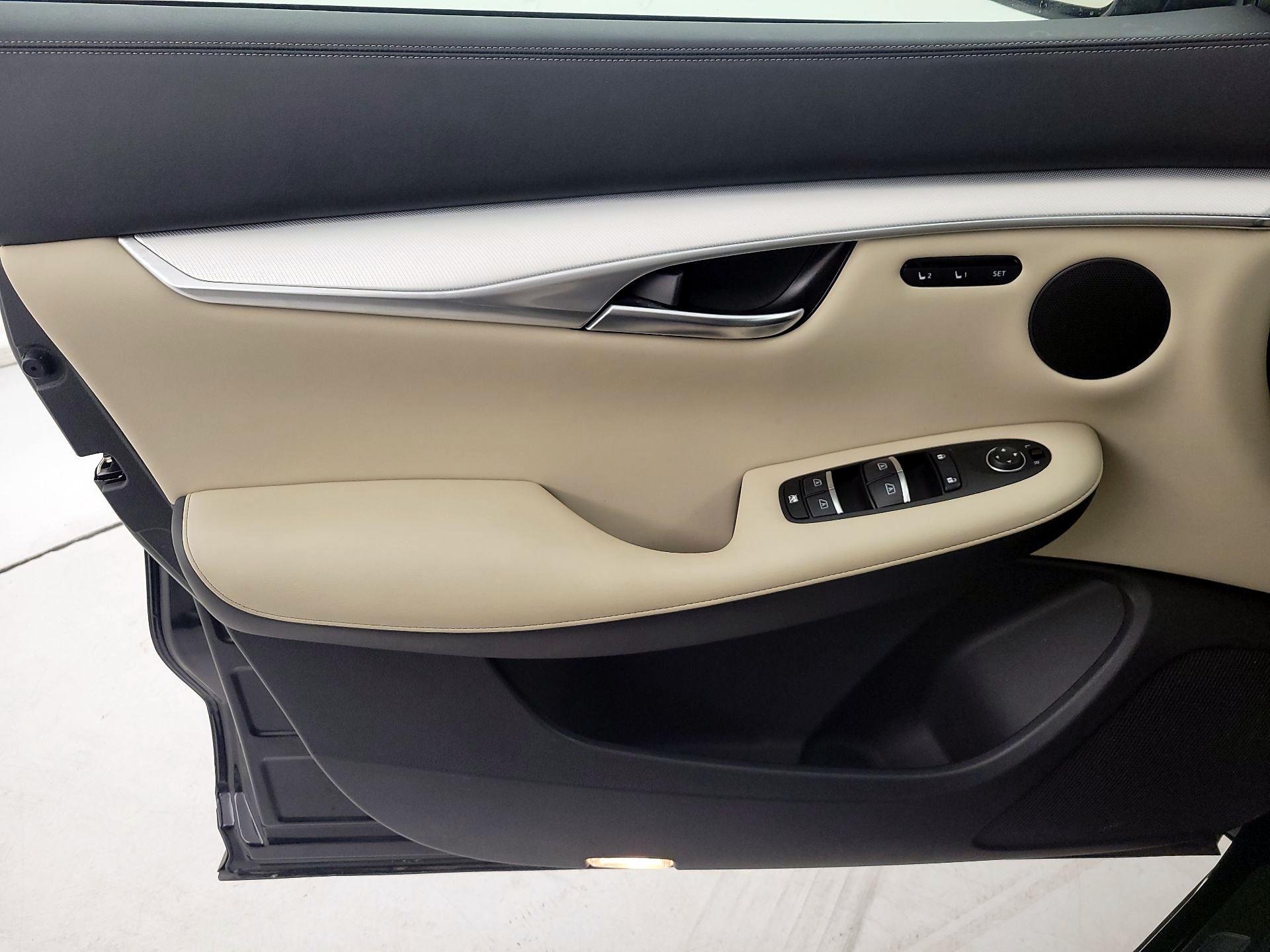 Thumbnail: 2021 INFINITI QX50 - 12