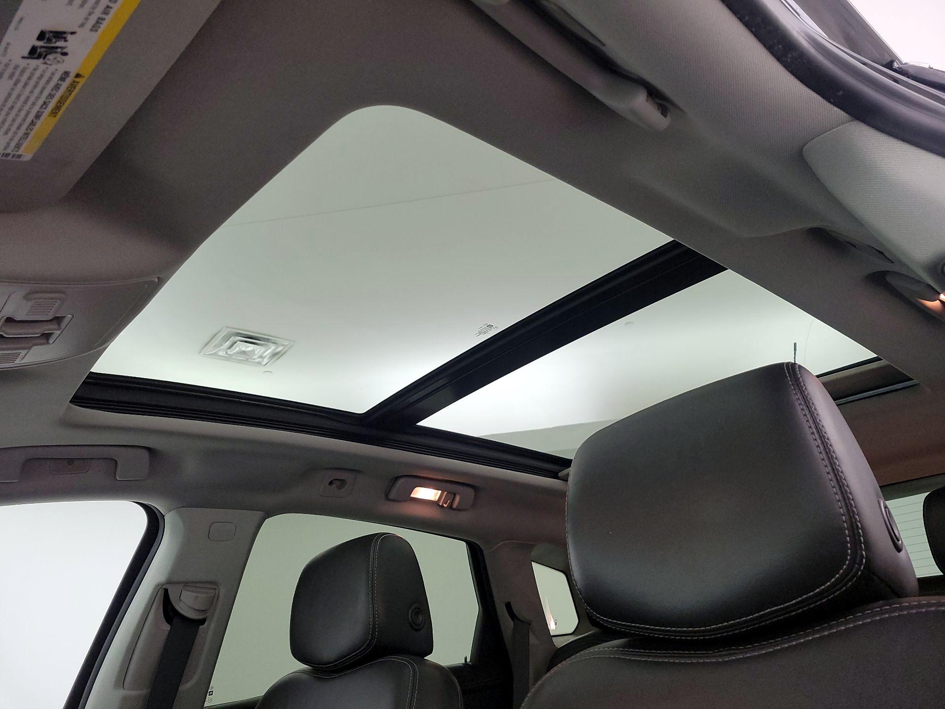 Thumbnail: 2016 Cadillac SRX - 20