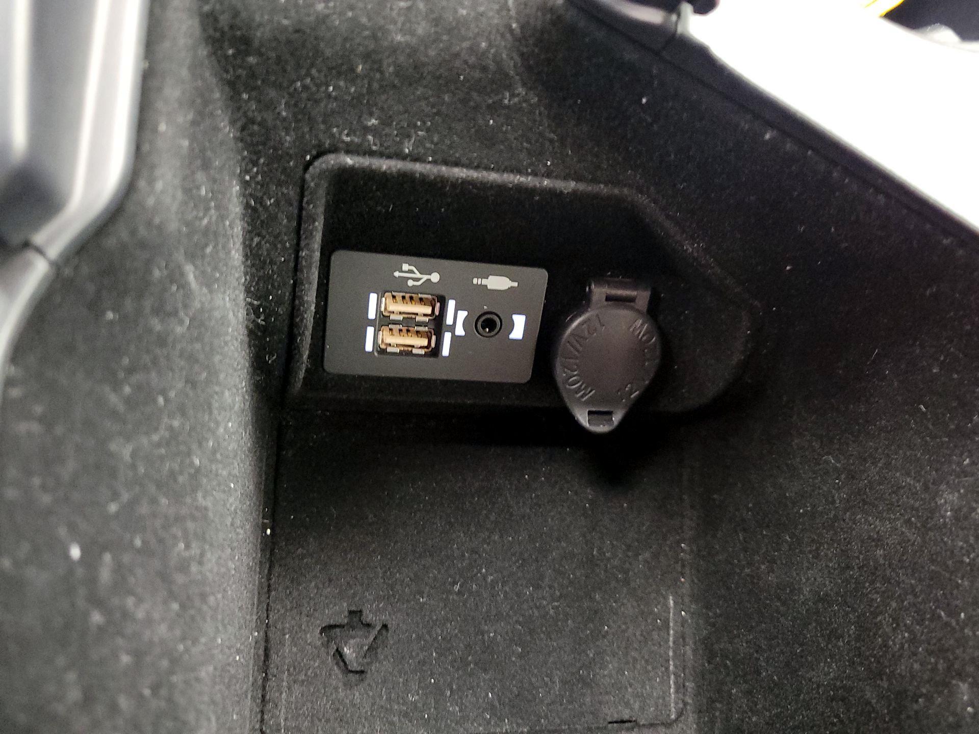 Thumbnail: 2024 Lexus IS - 19