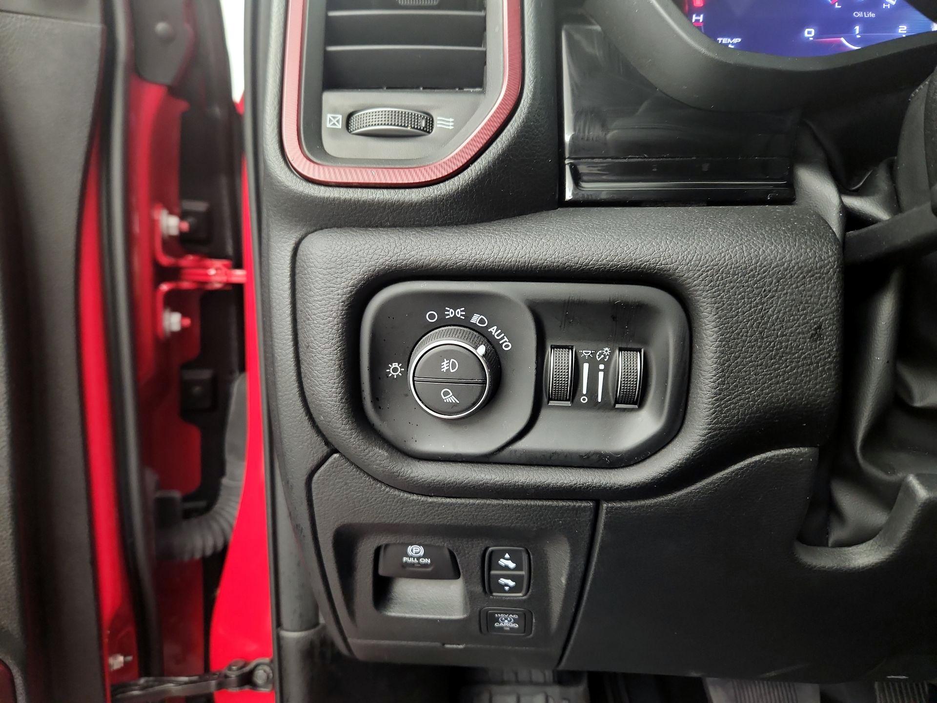 Thumbnail: 2025 RAM 1500 - 11