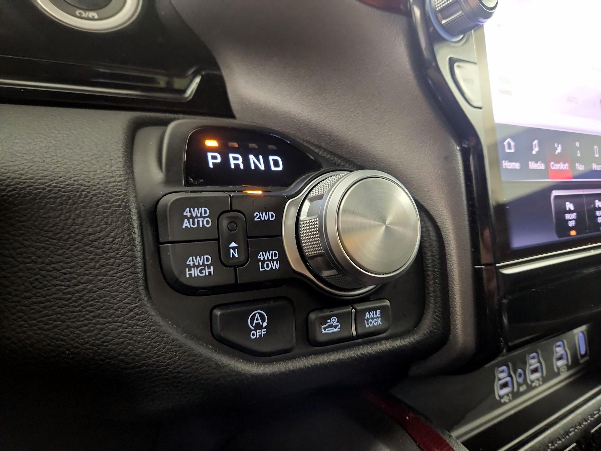 Thumbnail: 2025 RAM 1500 - 16