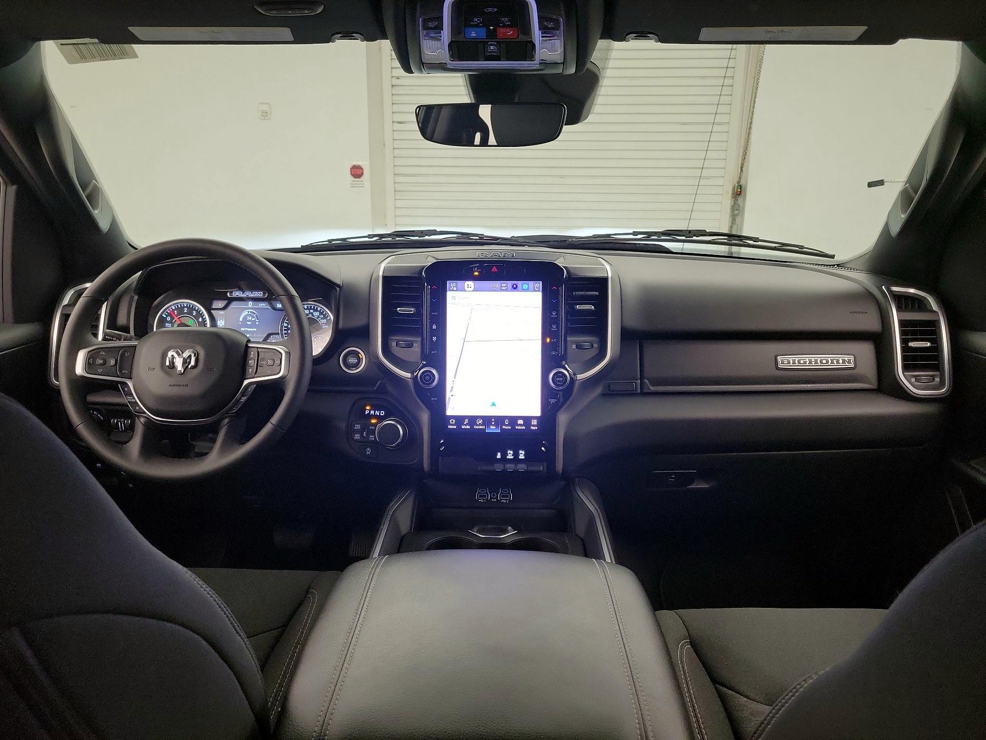 Thumbnail: 2025 RAM 1500 - 9