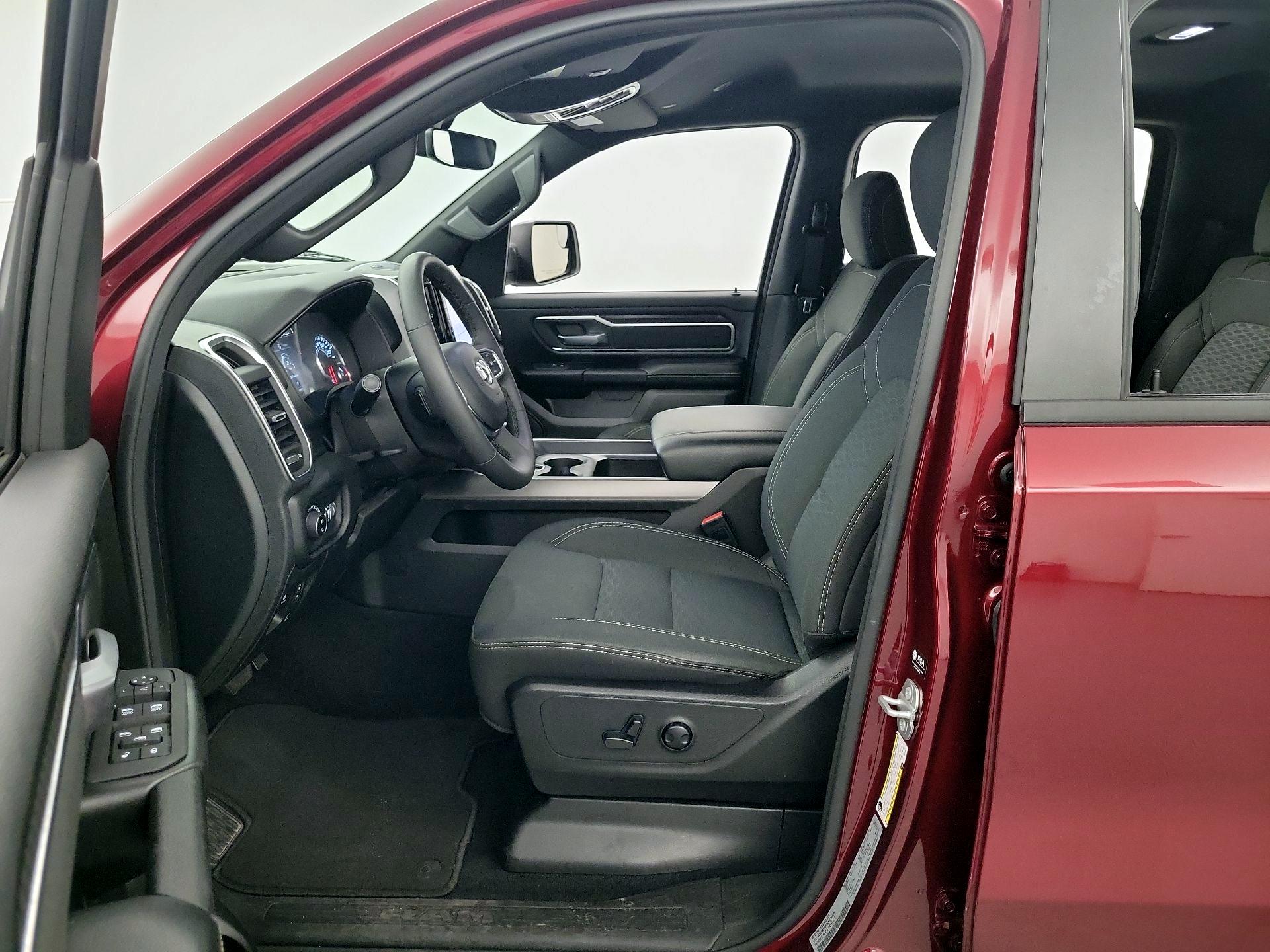 Thumbnail: 2025 RAM 1500 - 11