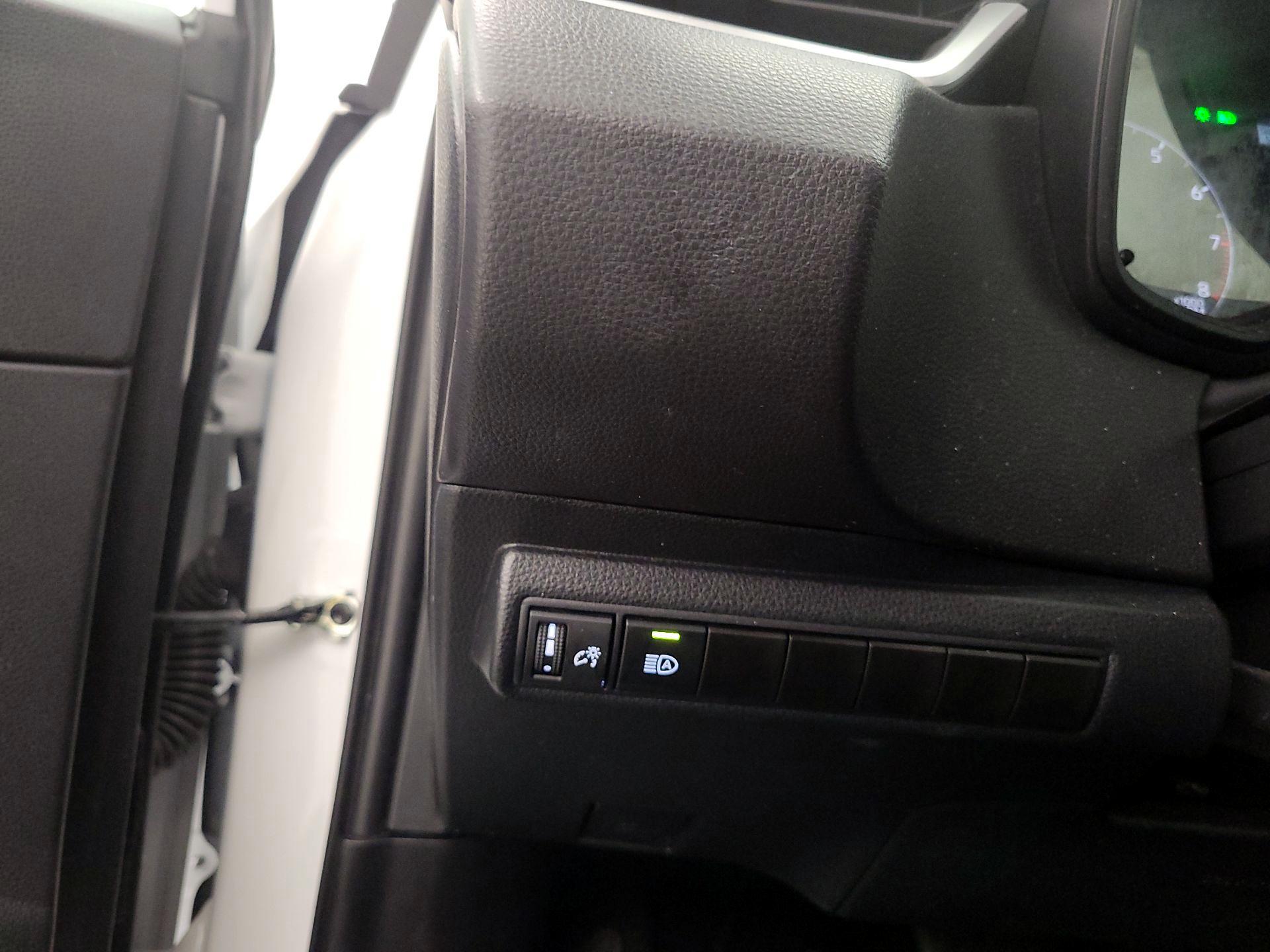 Thumbnail: 2024 Toyota Corolla - 13