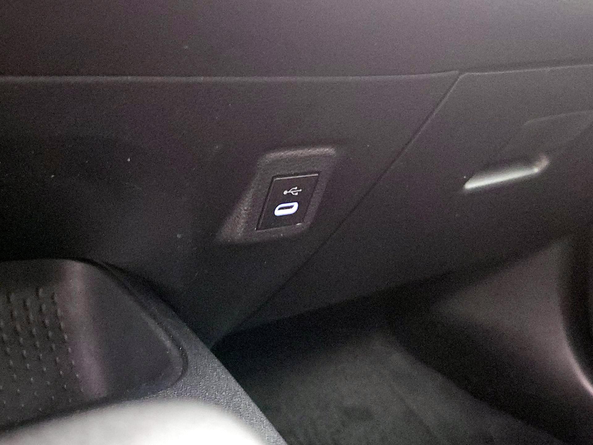 Thumbnail: 2024 Toyota Corolla - 18