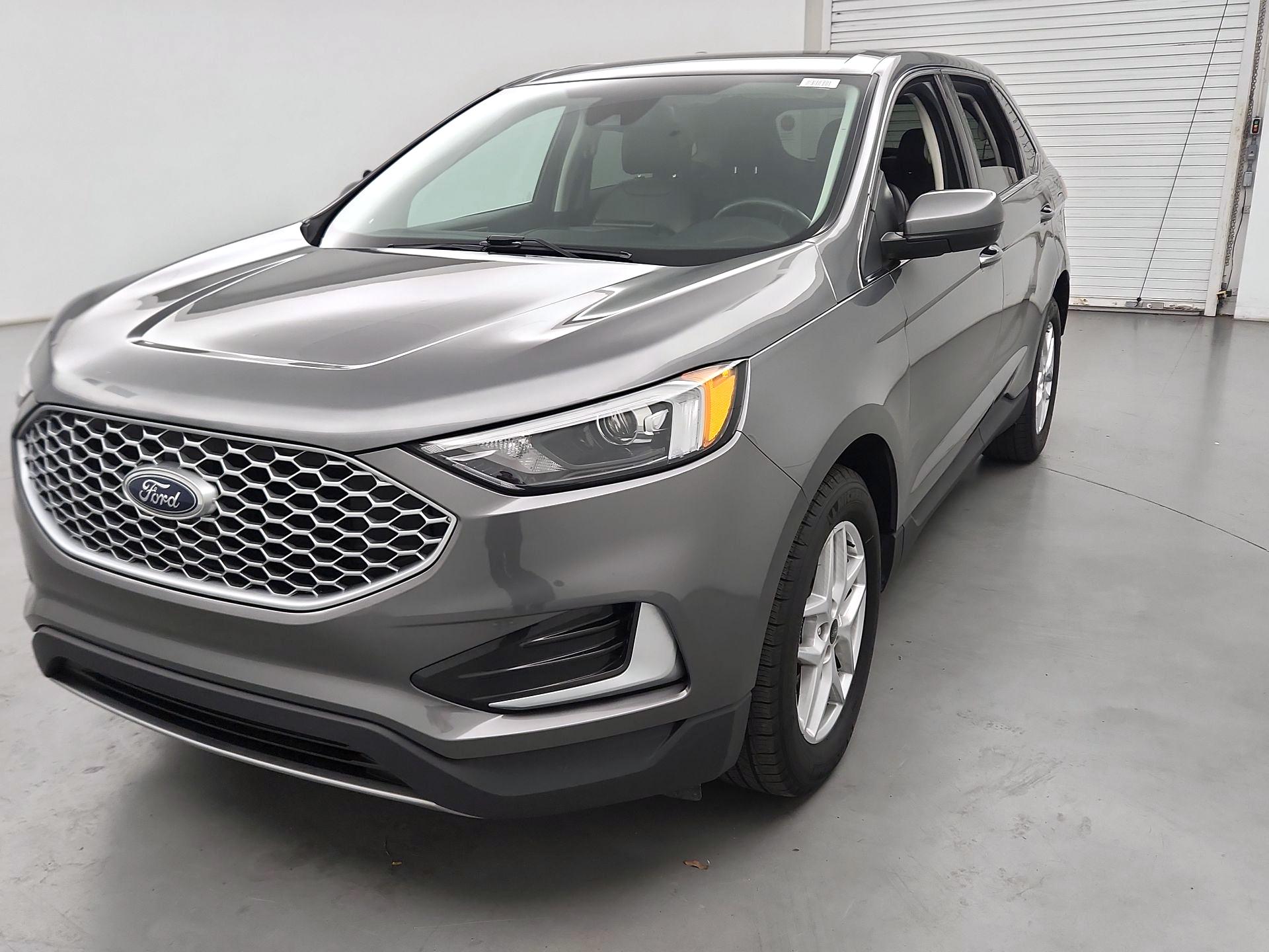 Thumbnail: 2024 Ford Edge - 3