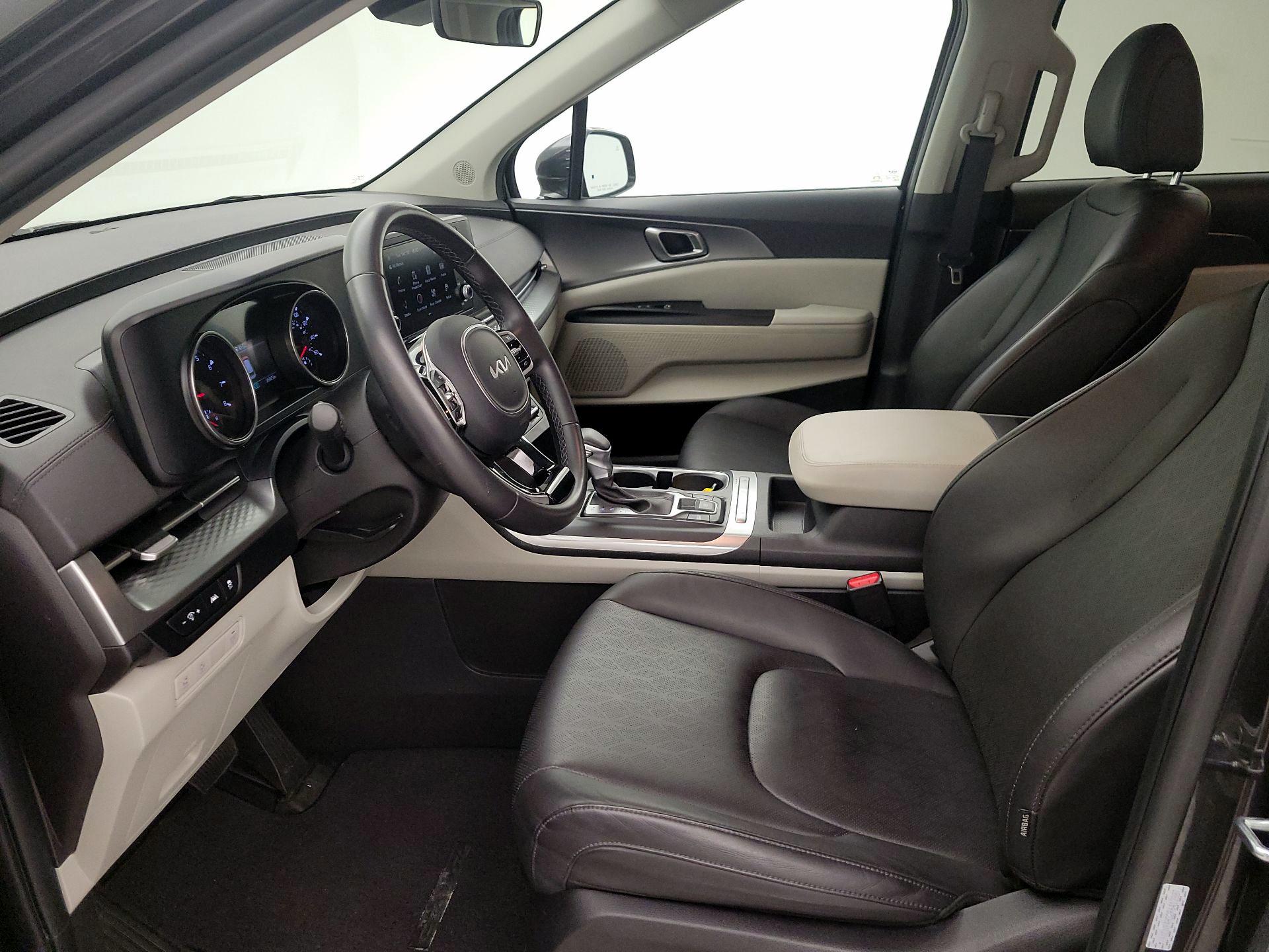 Thumbnail: 2024 Kia Carnival - 11