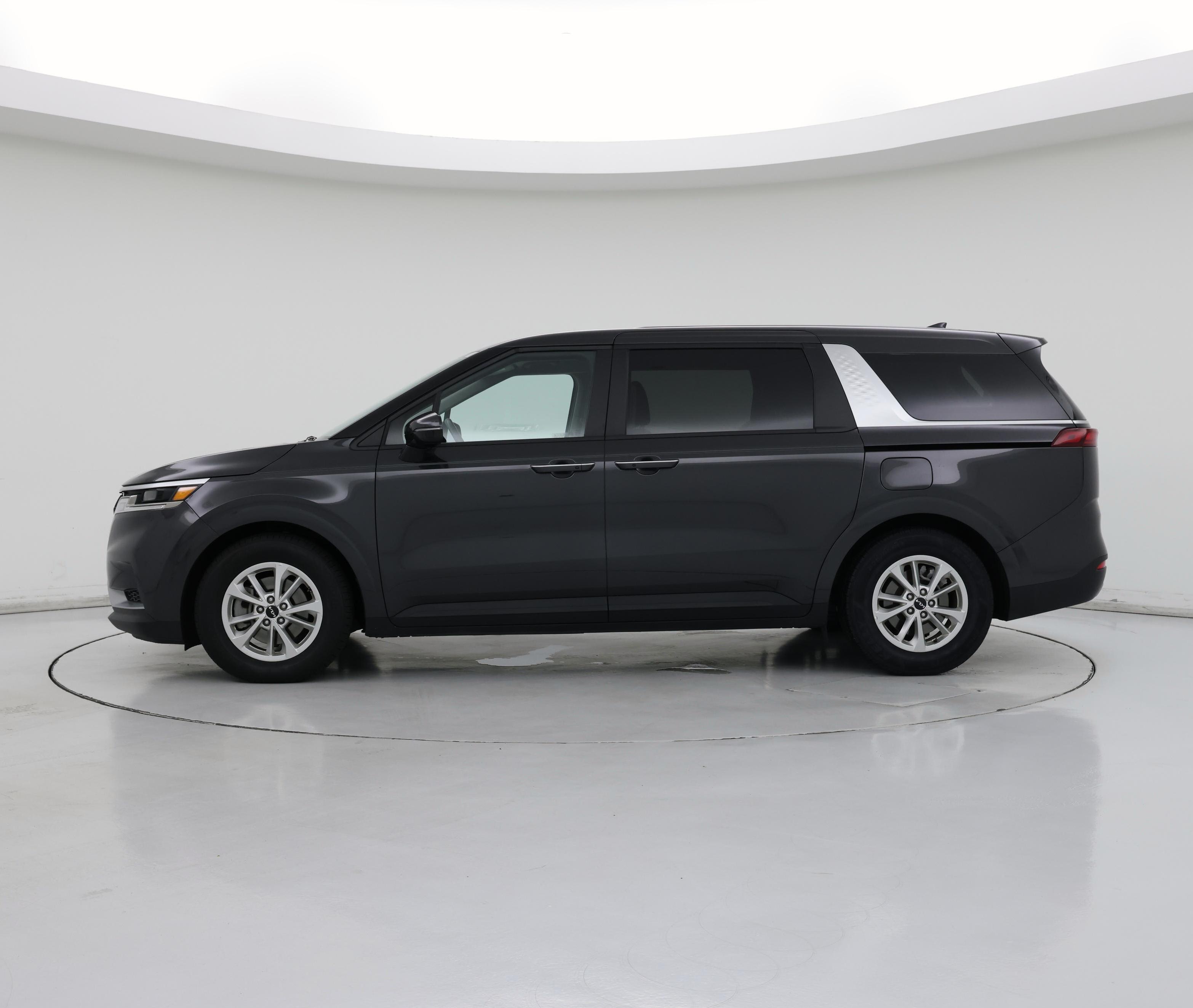 Thumbnail: 2024 Kia Carnival - 3