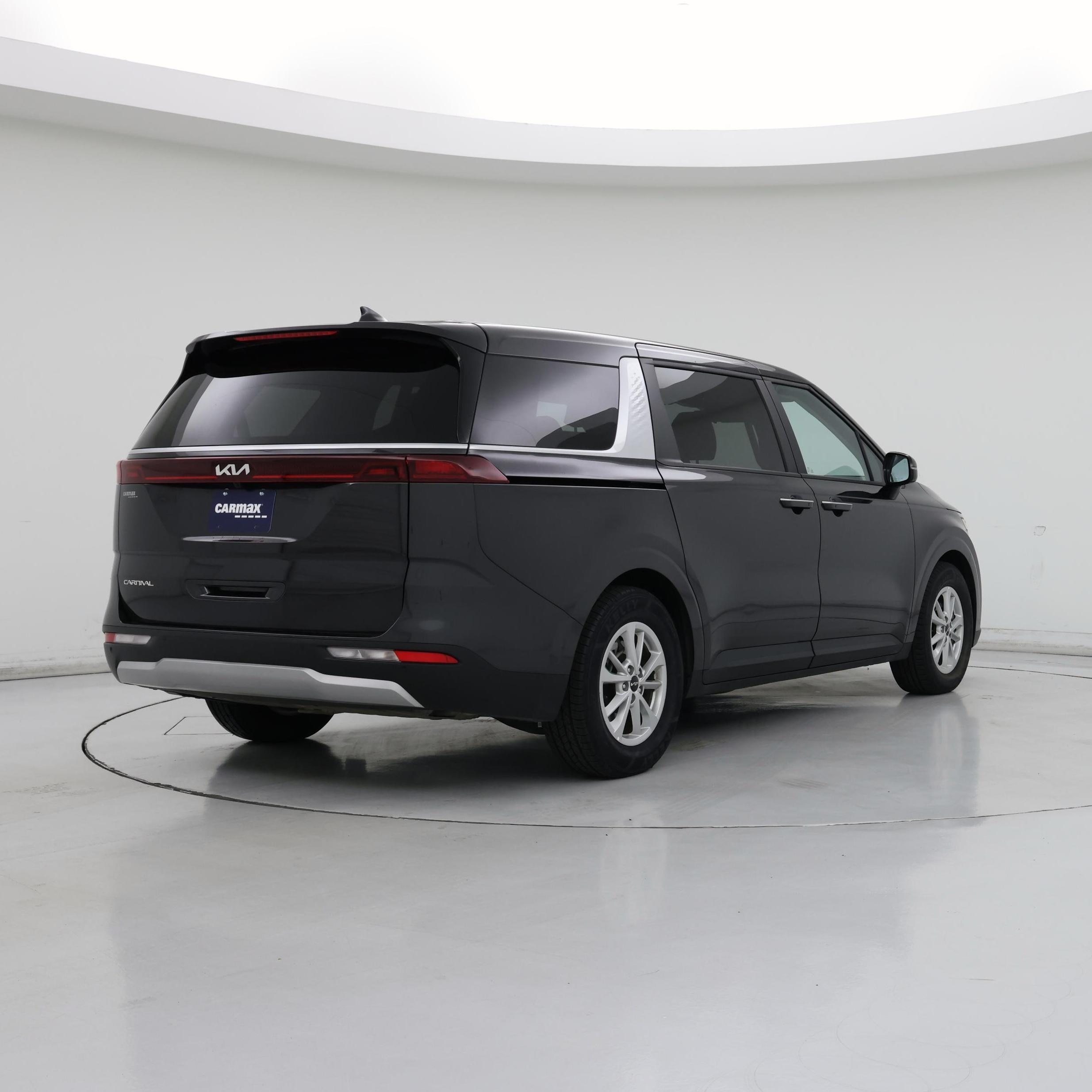 Thumbnail: 2024 Kia Carnival - 8