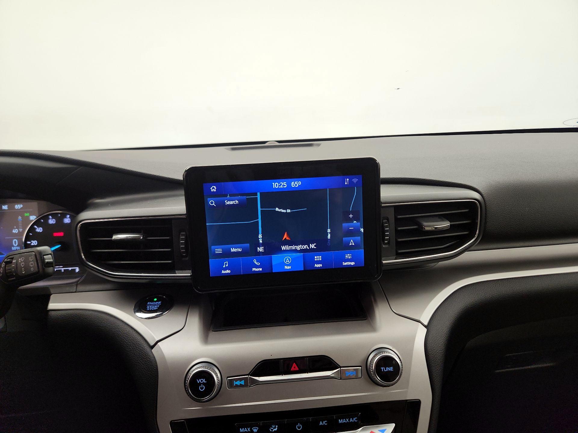 Thumbnail: 2020 Ford Explorer - 14